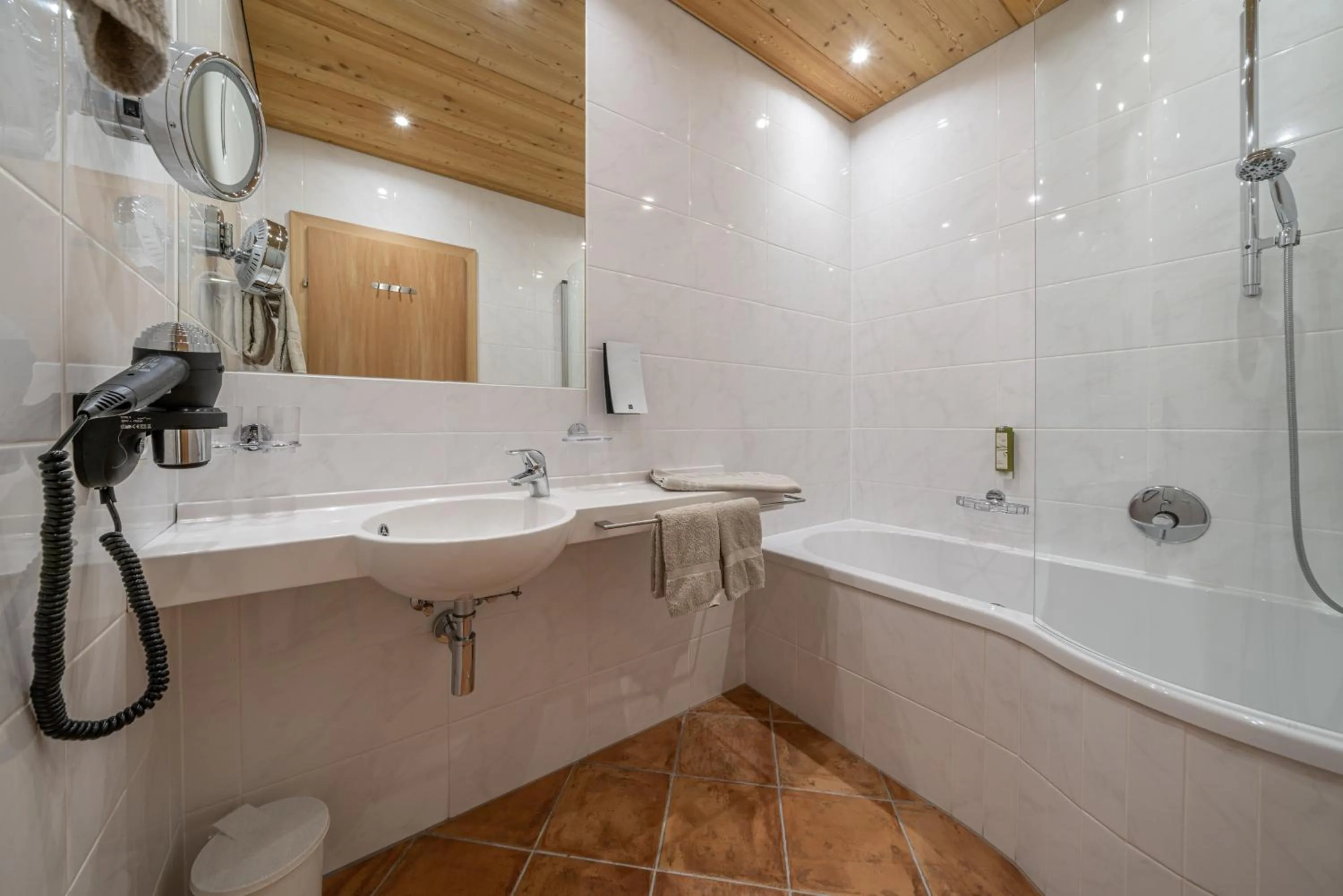 Bathroom in Schönblick - Gurgl B&B