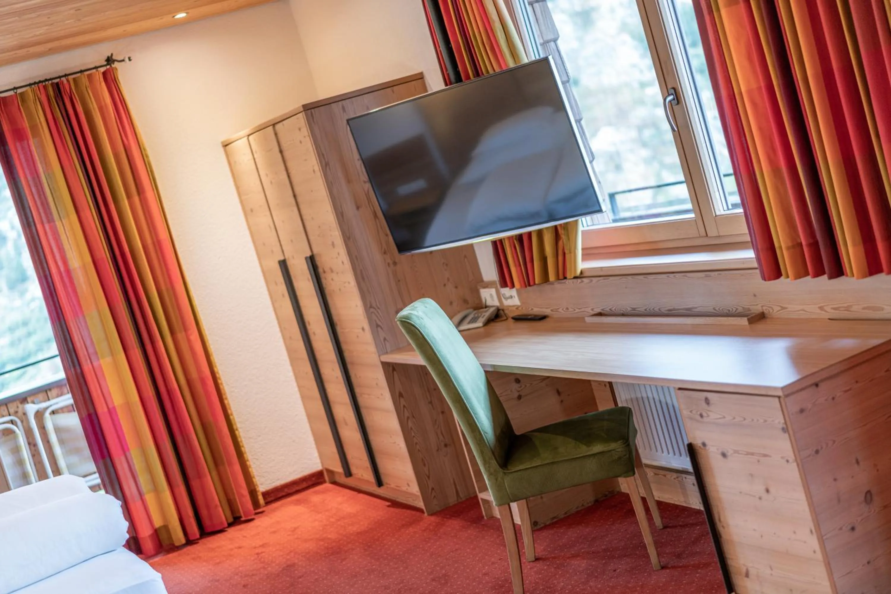 Photo of the whole room in Schönblick - Gurgl B&B