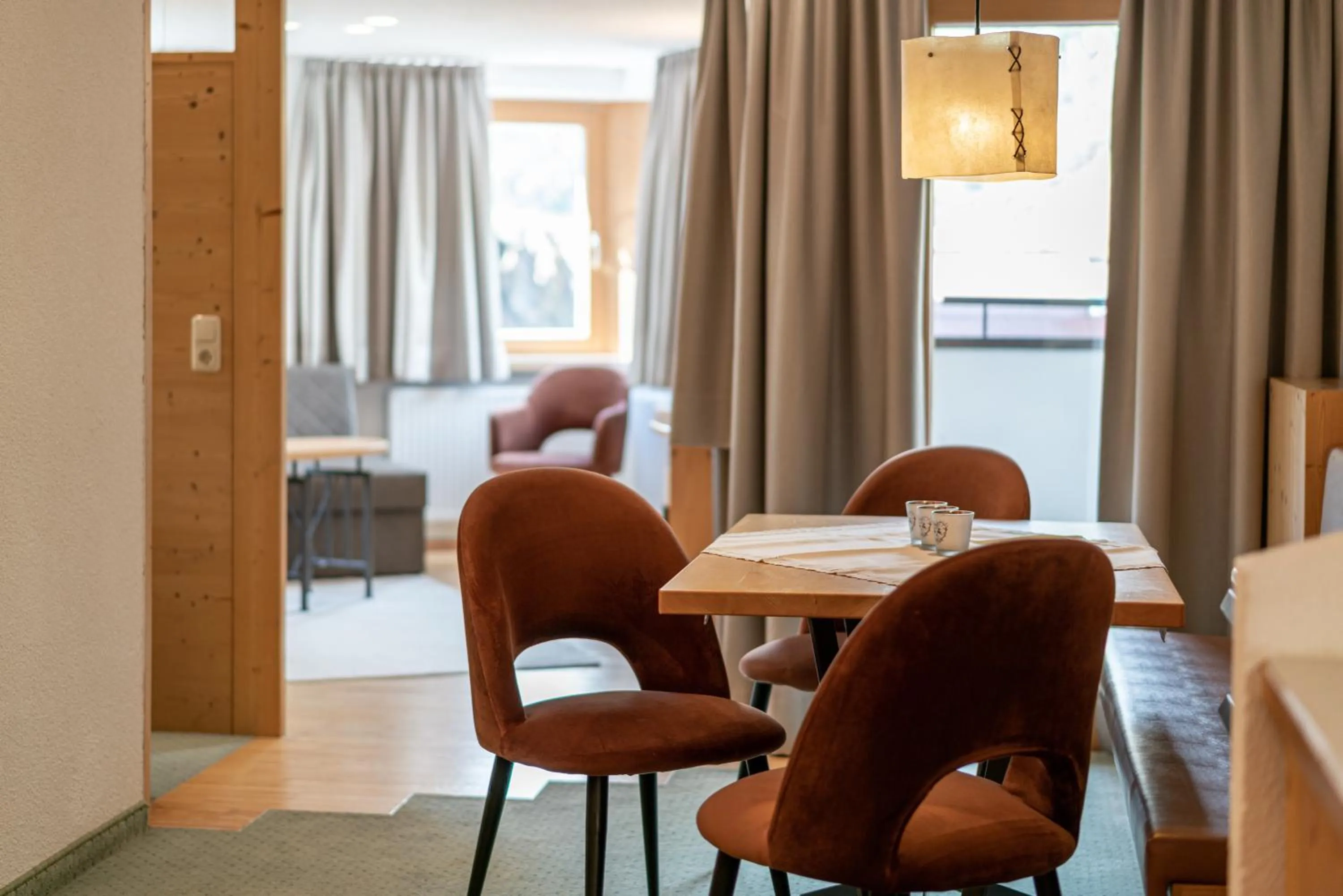 Dining area in Schönblick - Gurgl B&B