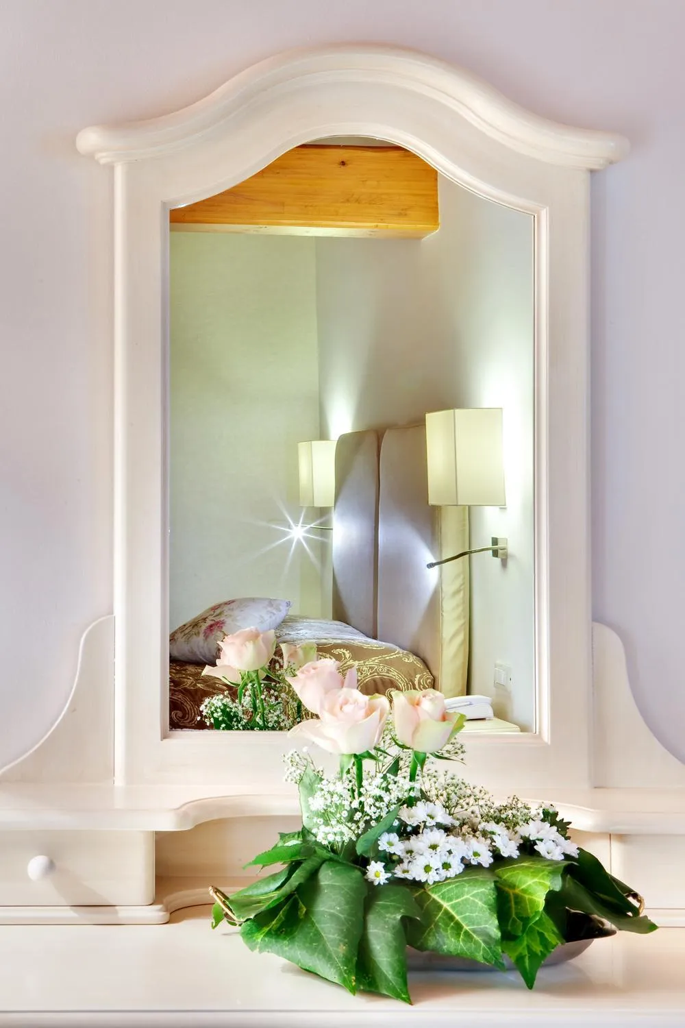 Decorative detail, Bed in Agriturismo Ca' Beatrice - Venice Airport