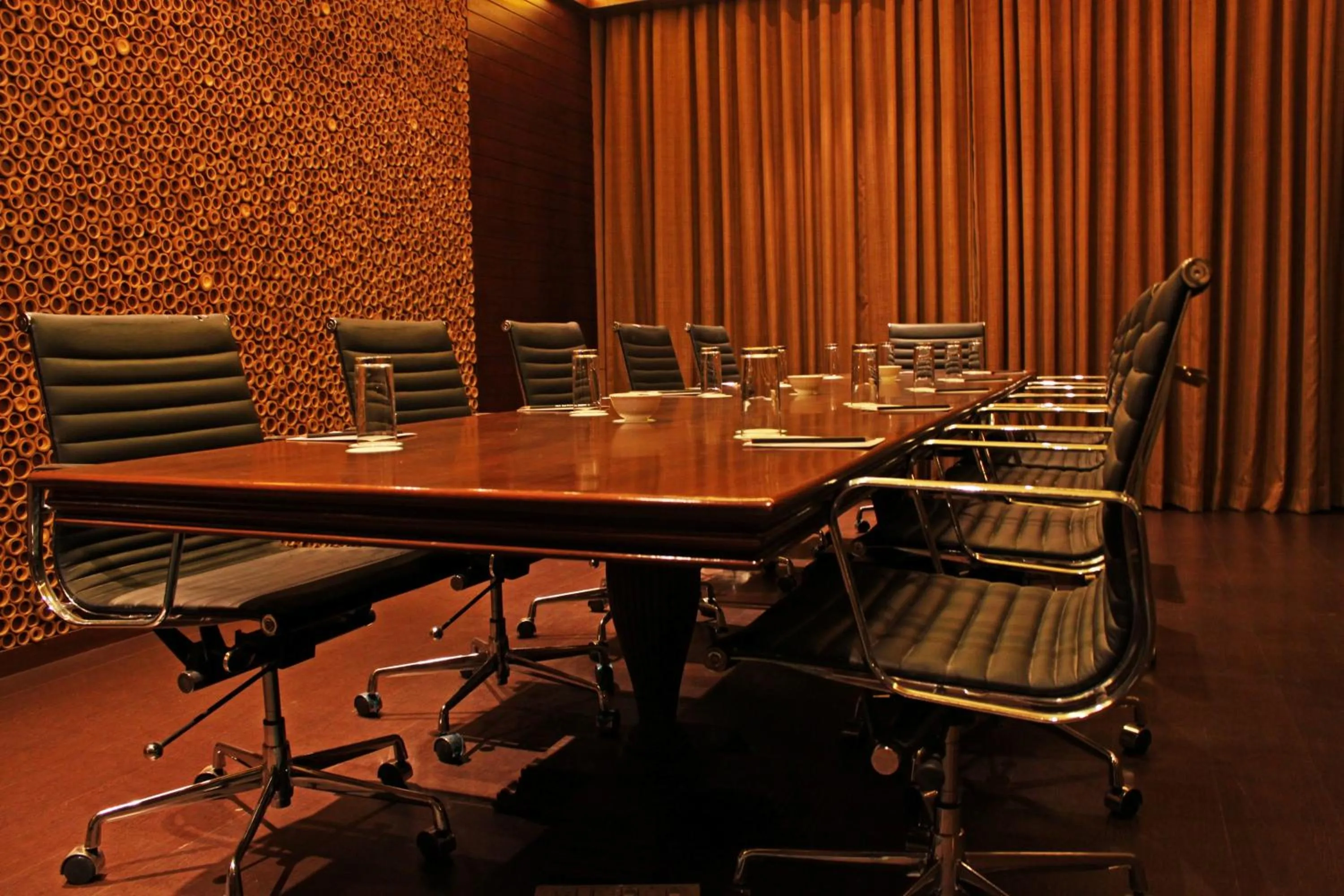 Business facilities in Fortune Select SG Highway, Ahmedabad - Member ITC Hotels' Group