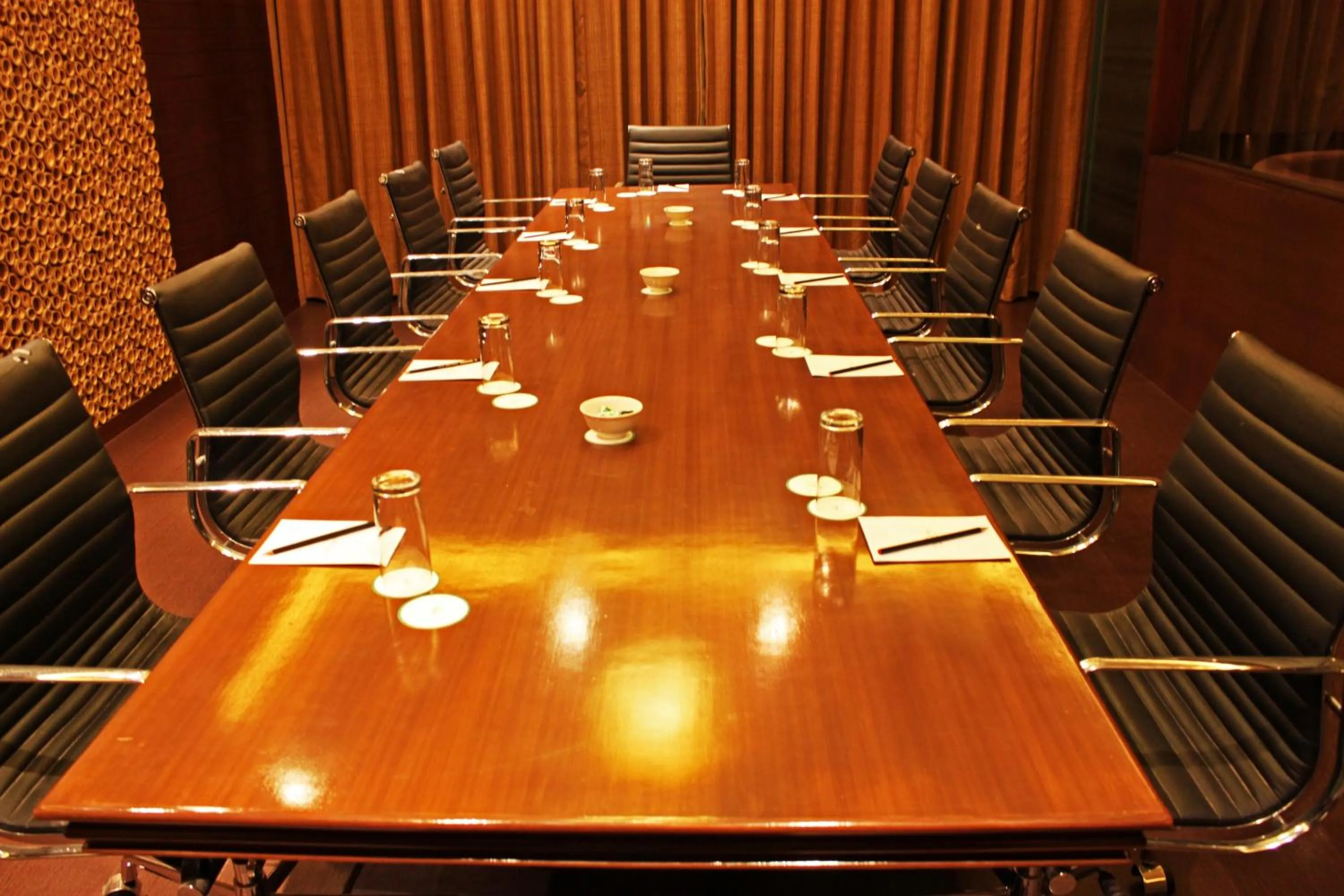 Business facilities in Fortune Select SG Highway, Ahmedabad - Member ITC Hotels' Group