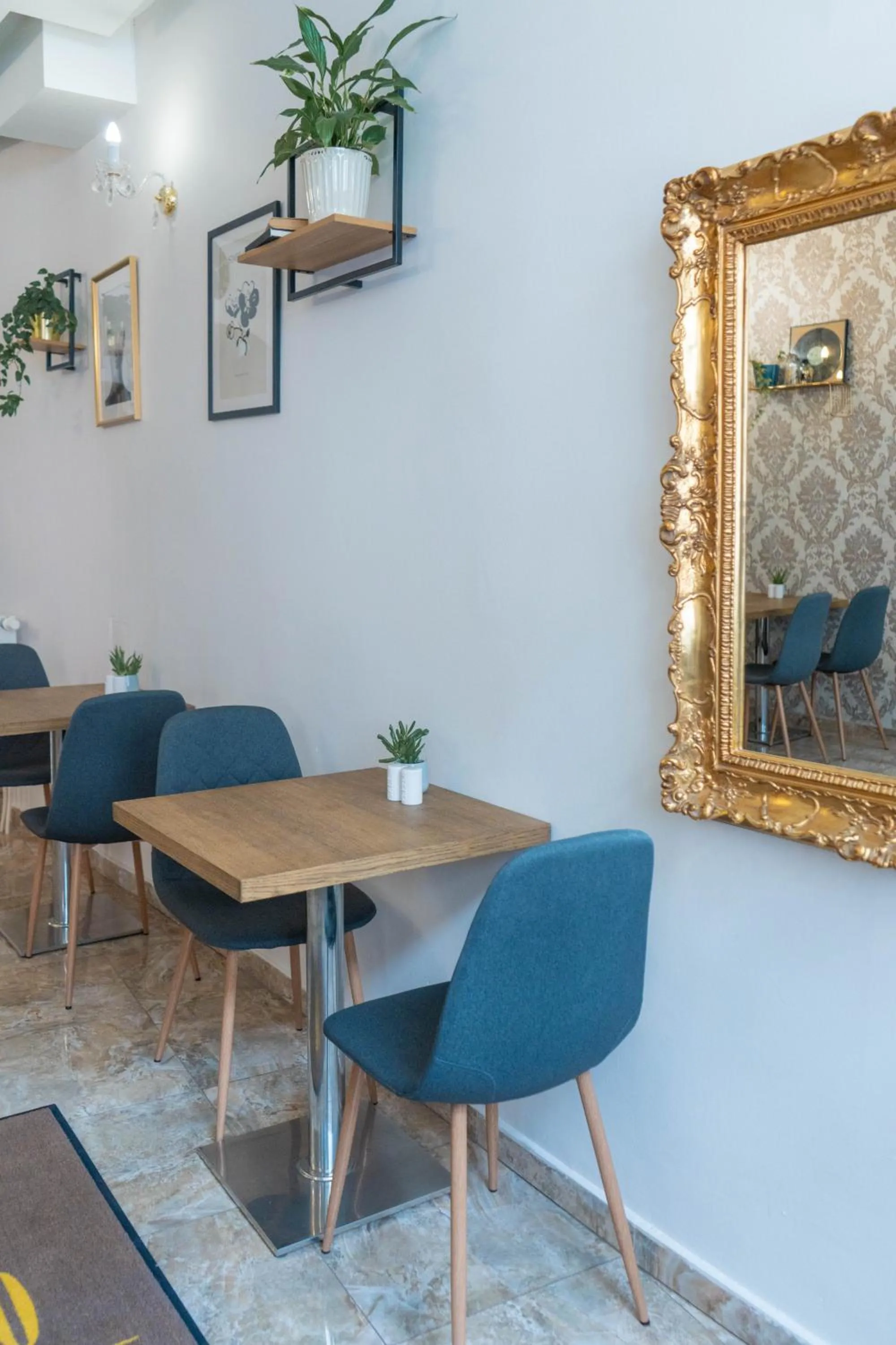 Breakfast in Apart Hotel VIRGO