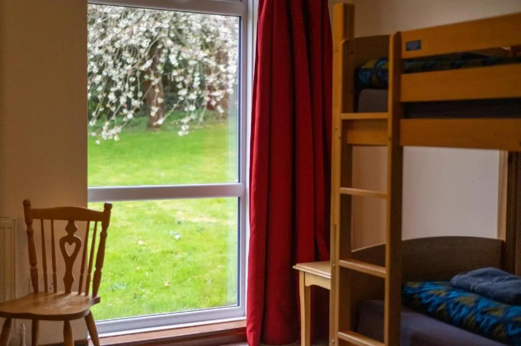 room service, Bed in Inverness Youth Hostel