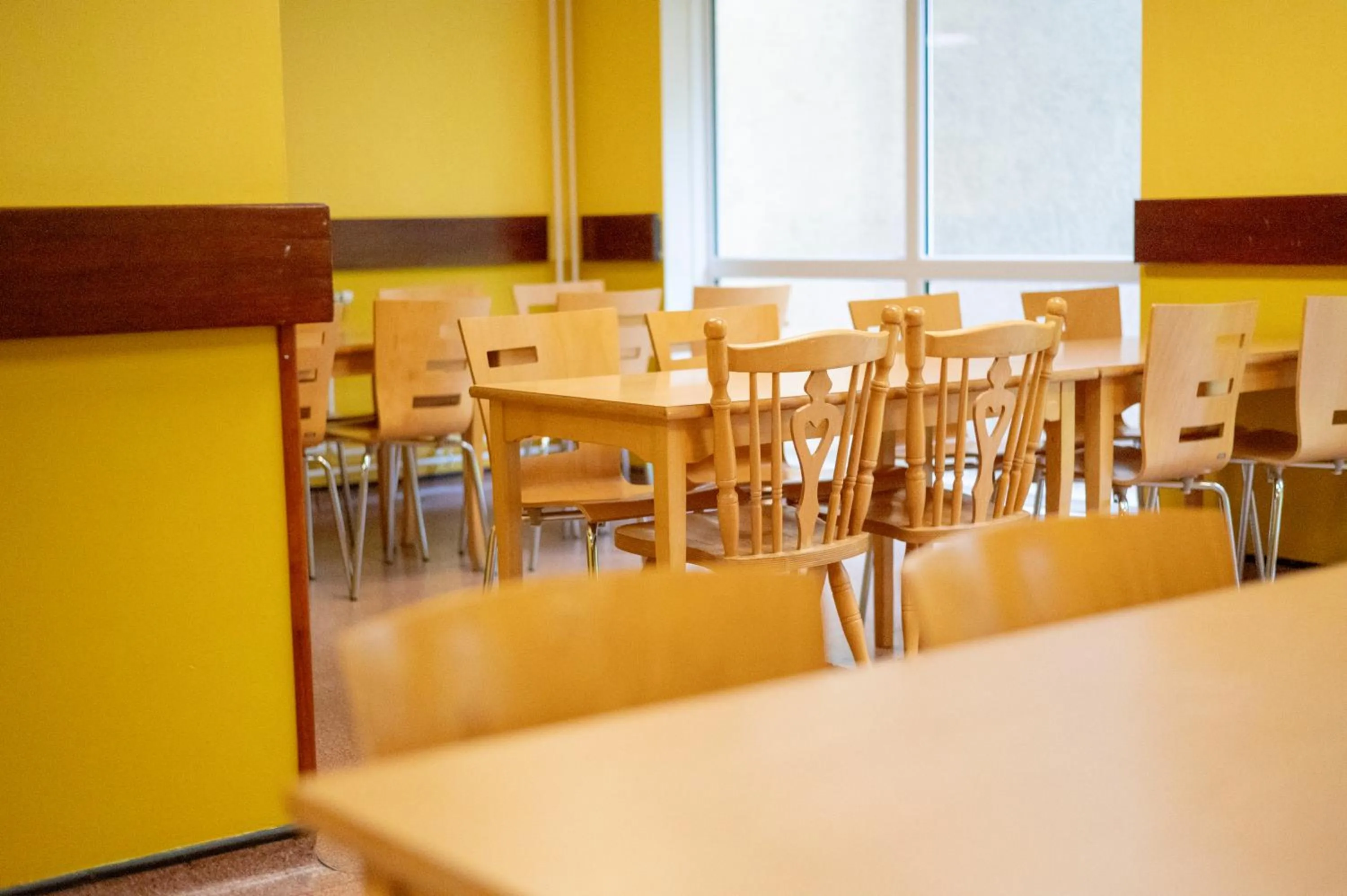 Dining area in Inverness Youth Hostel