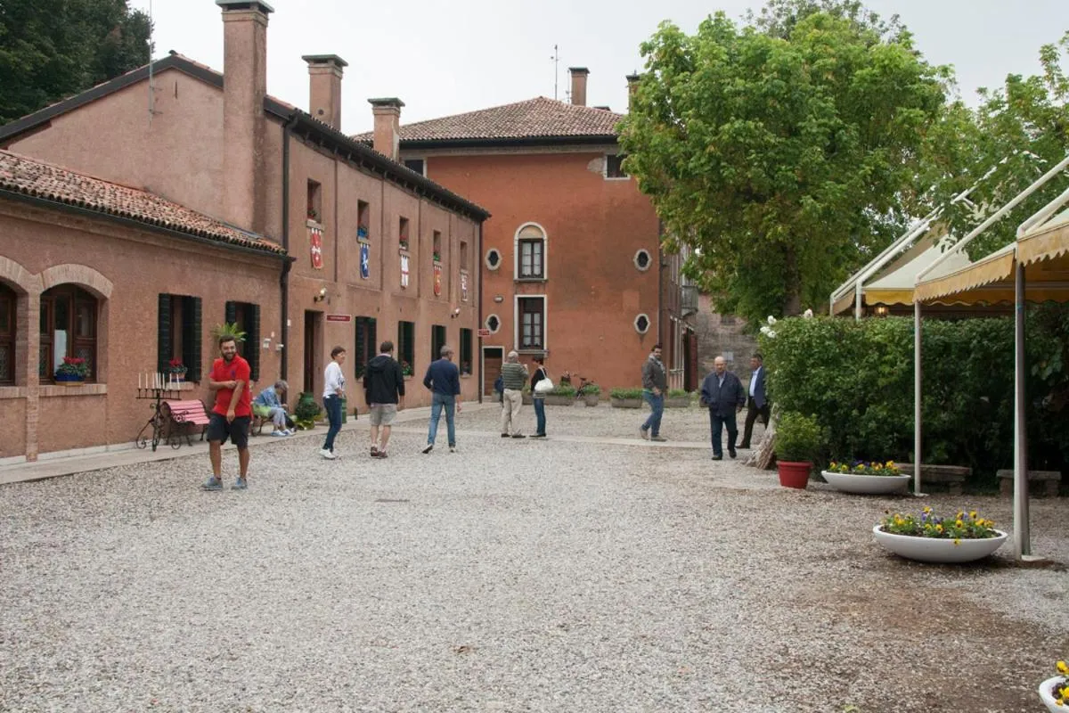 Property building in Agriturismo Villa Mocenigo