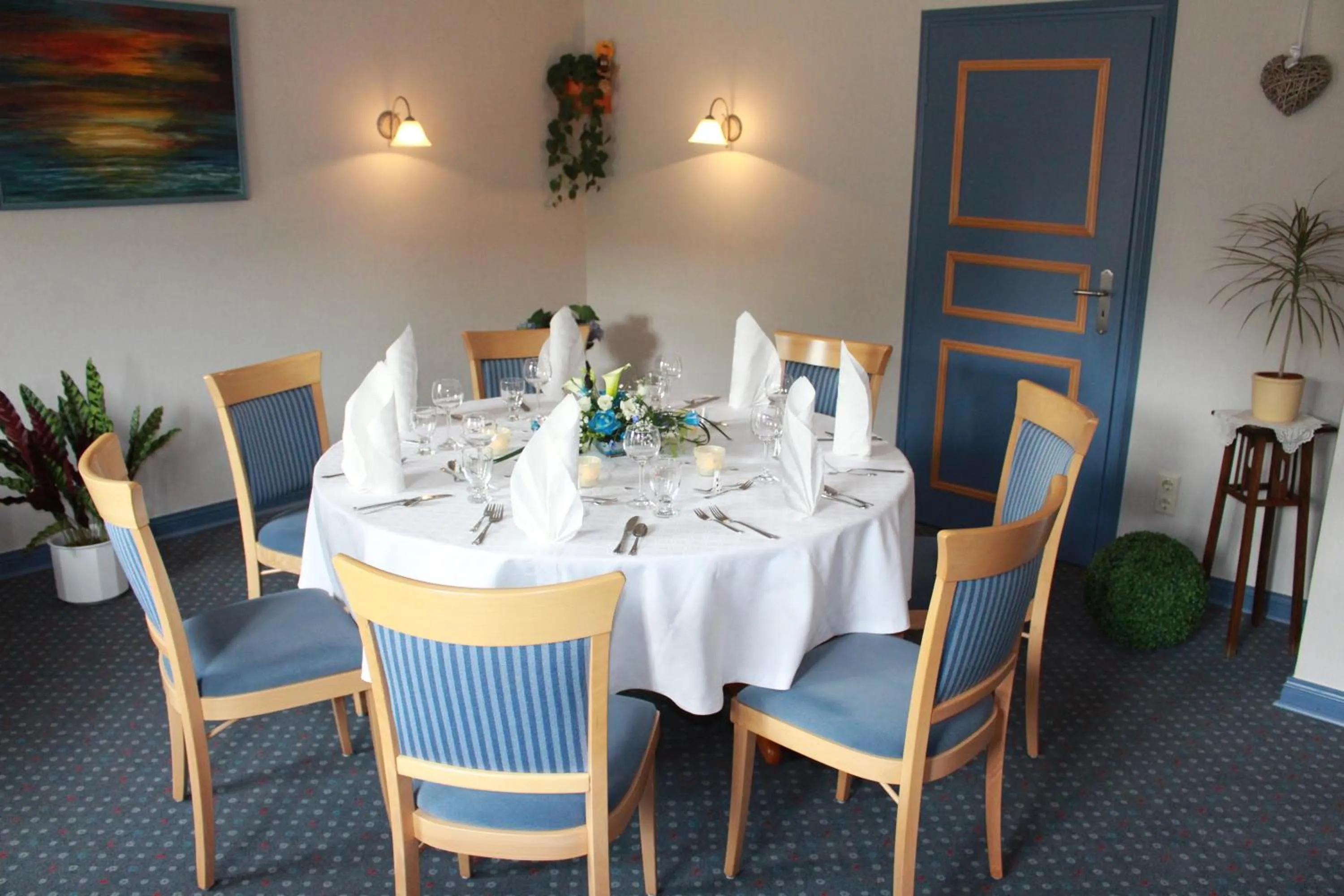 Restaurant/places to eat in Nordsee Lodge