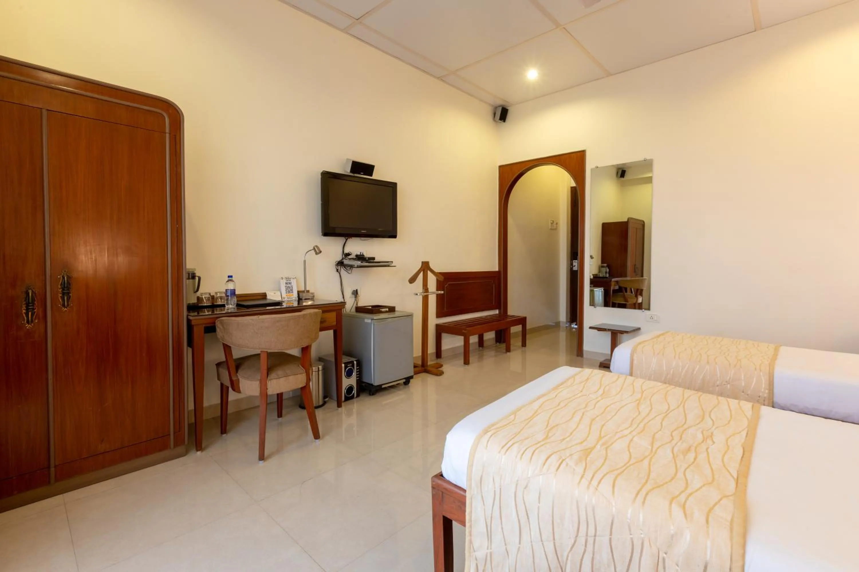 Bedroom, Bed in Grand Hotel Mumbai - Ballard Estate, Fort