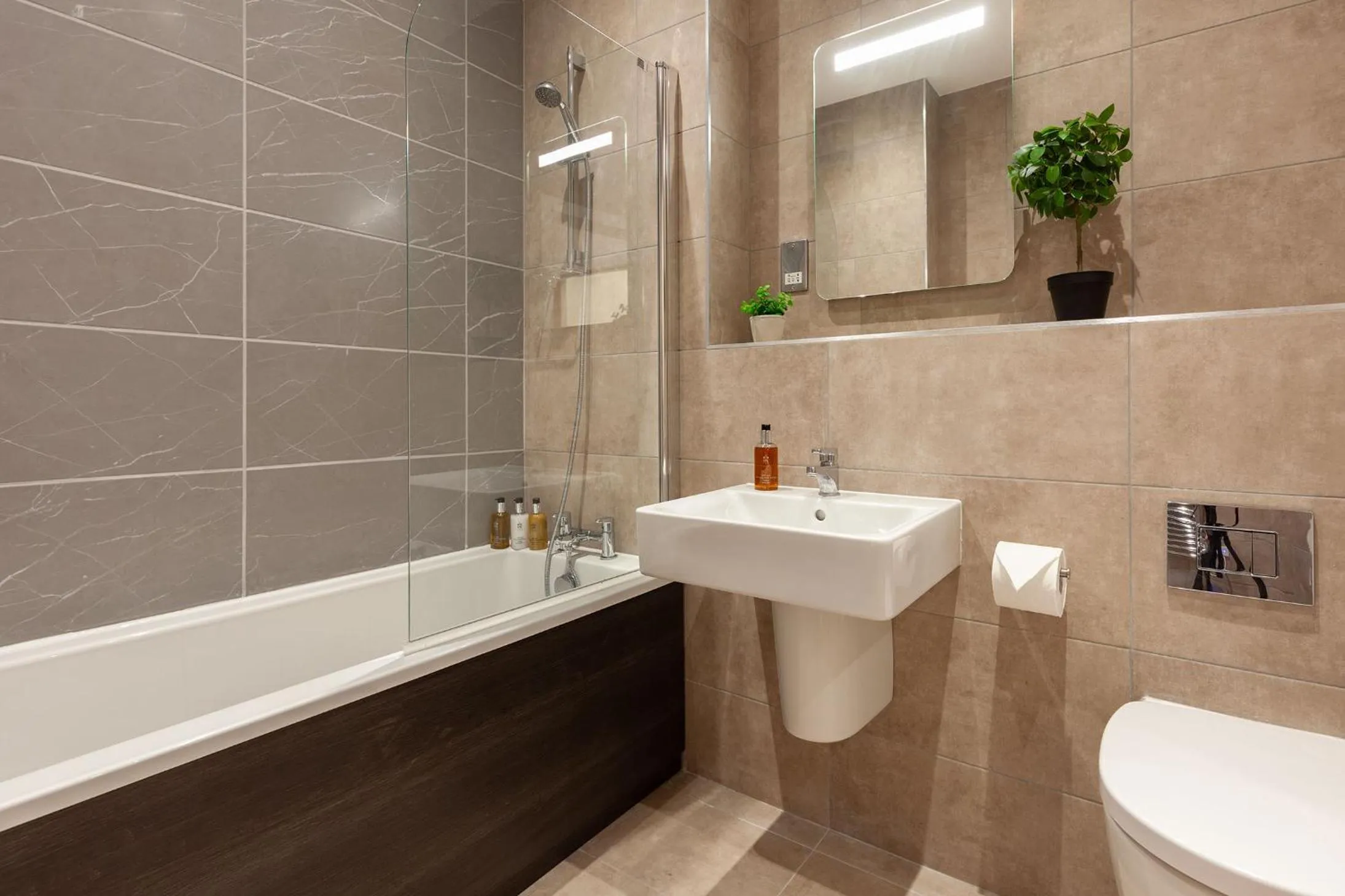 Shower in KSpace @ The Point