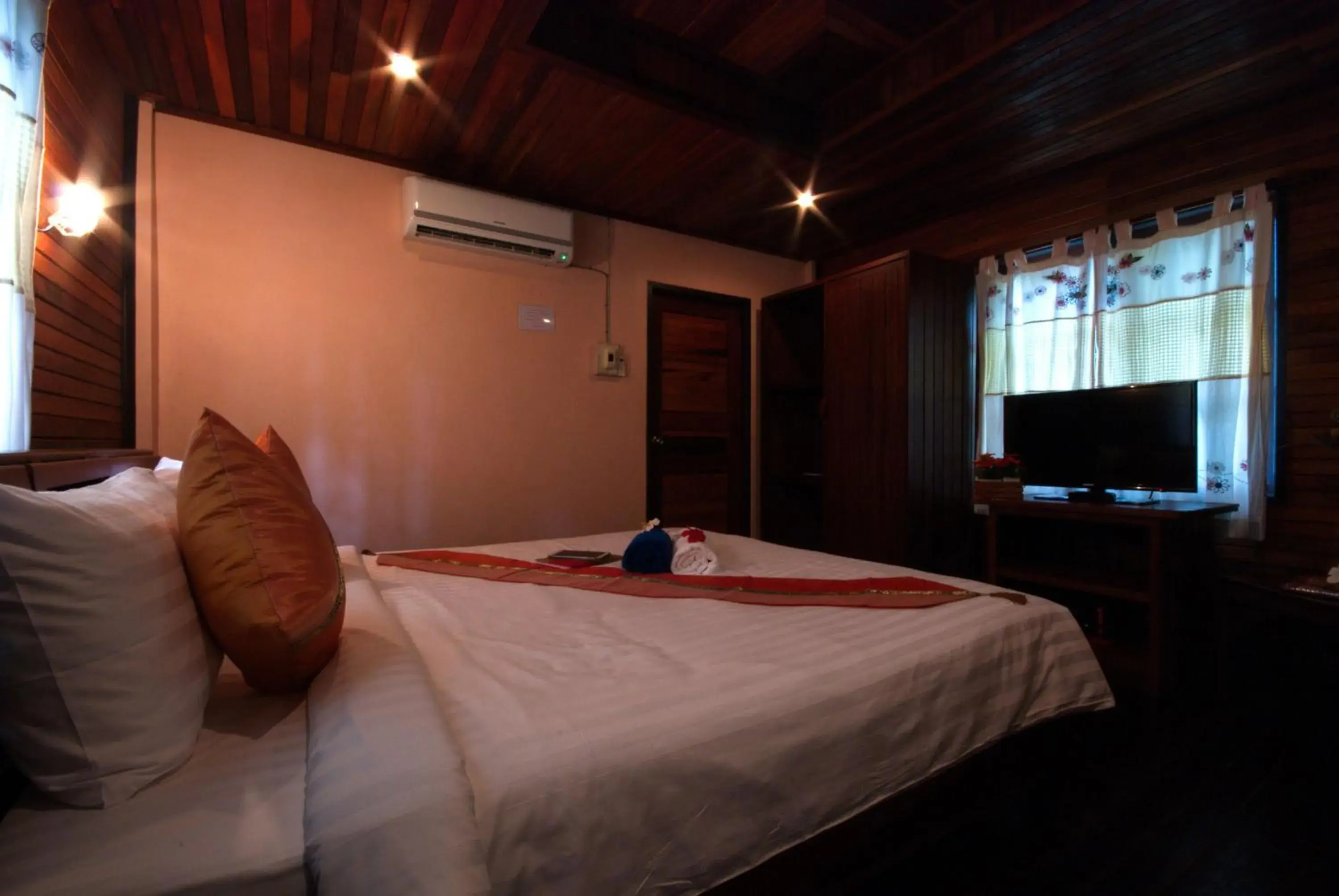 Deluxe Bungalow in Sangsawan Palace Khaolak Resort Deluxe Bungalow in Sangsawan Palace Khaolak Resort