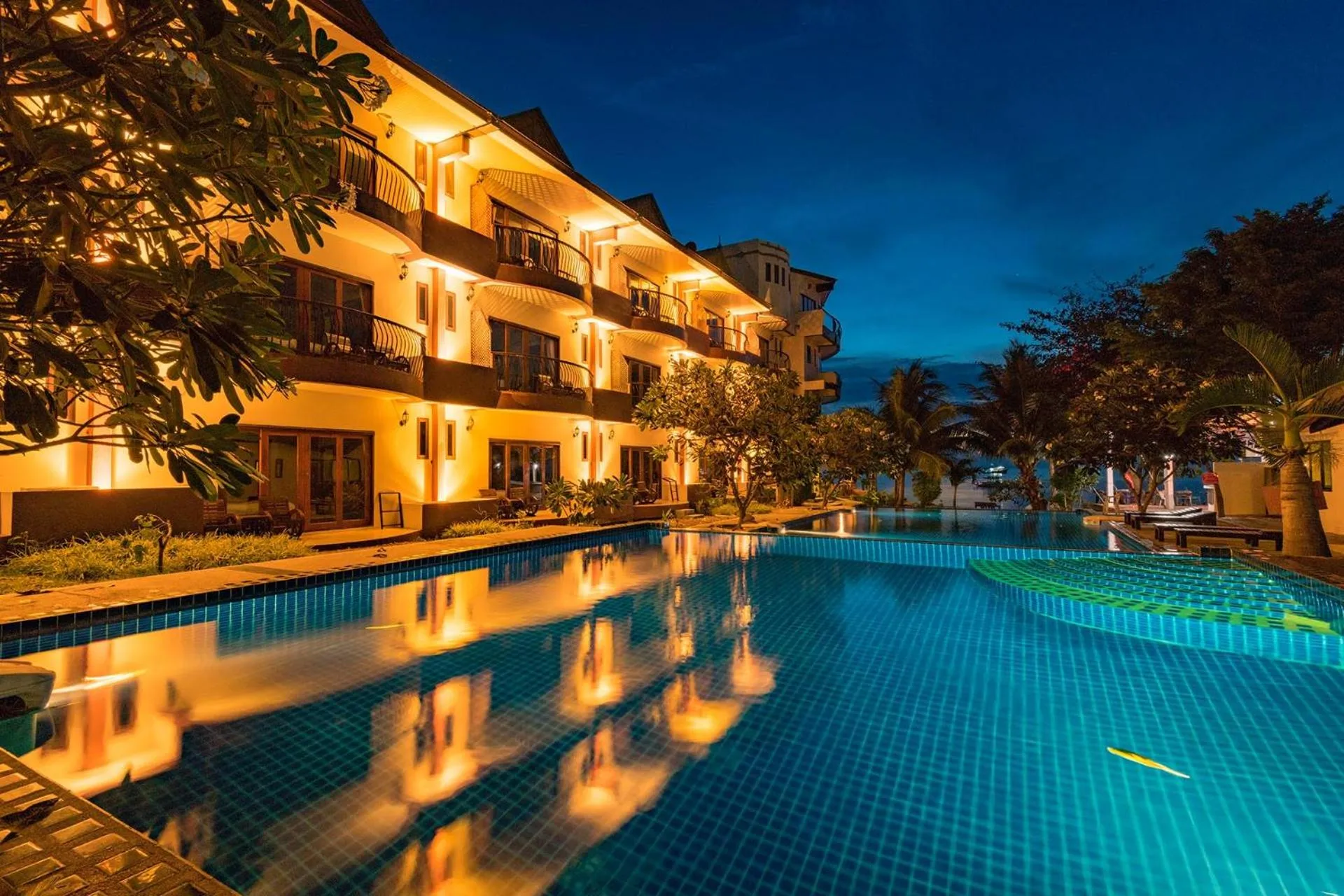 Swimming pool in Koh Tao Regal Resort - SHA Plus