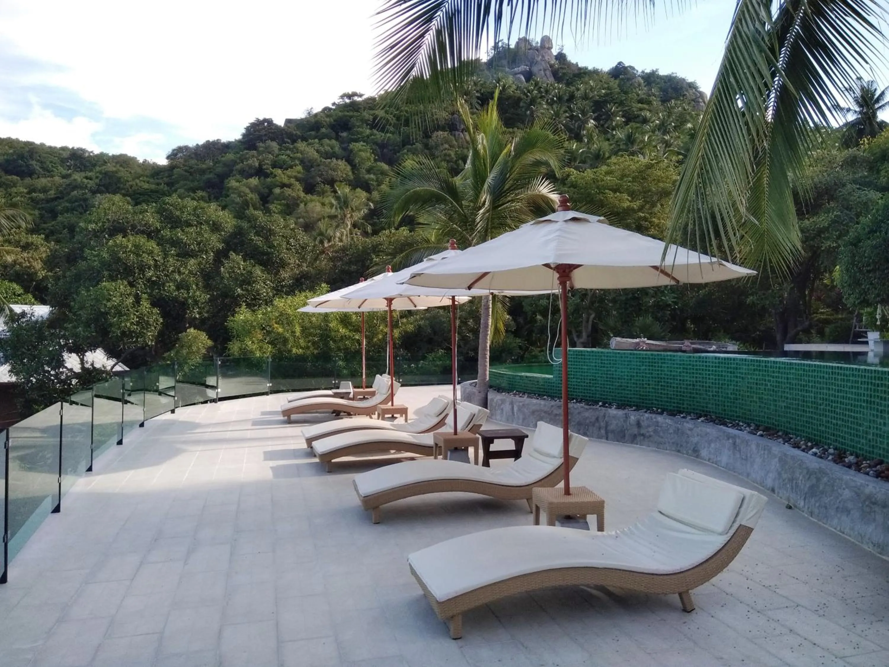 Swimming pool in Tanote Villa SHA Extra Plus