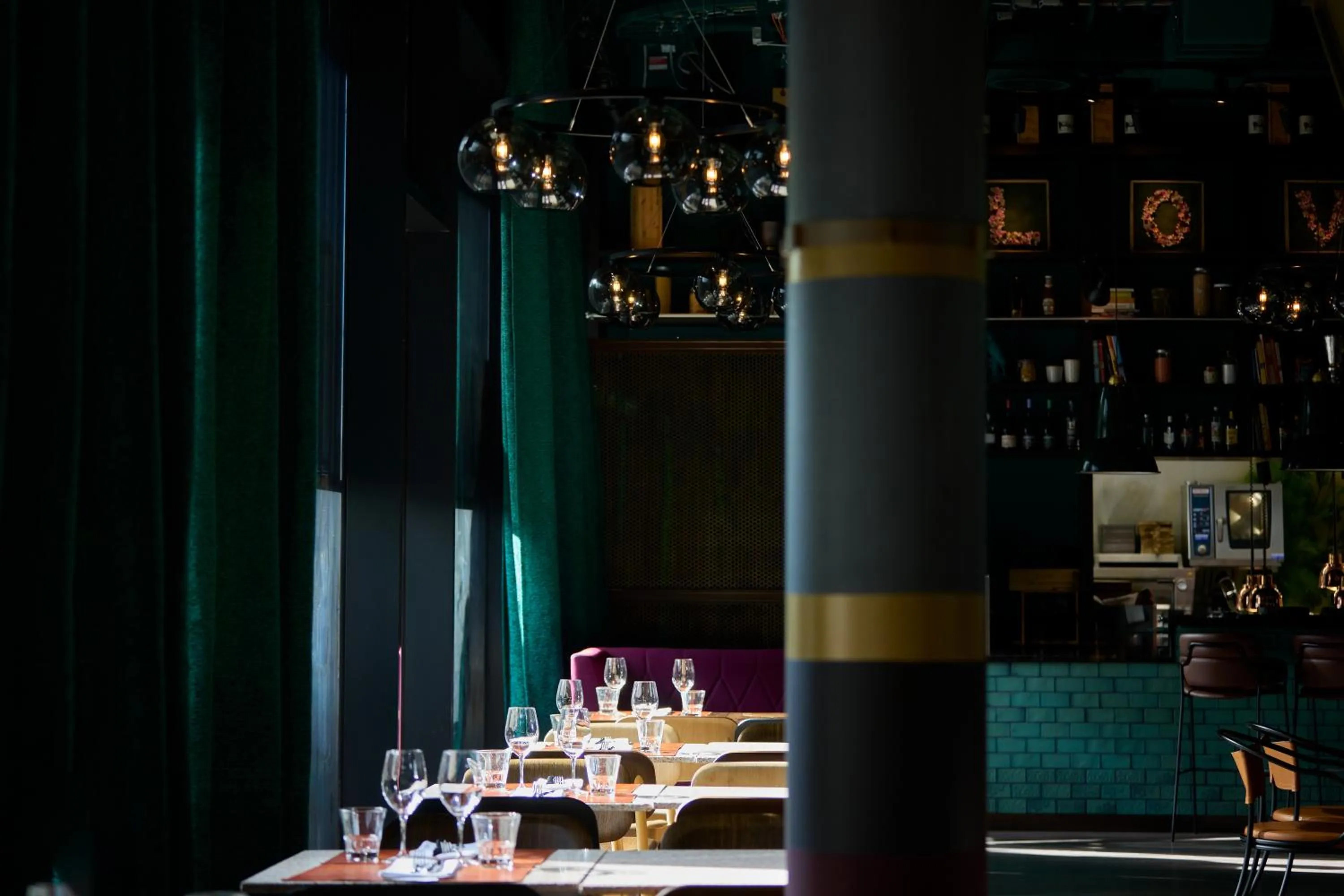 Restaurant/places to eat in The Hide Flims Hotel