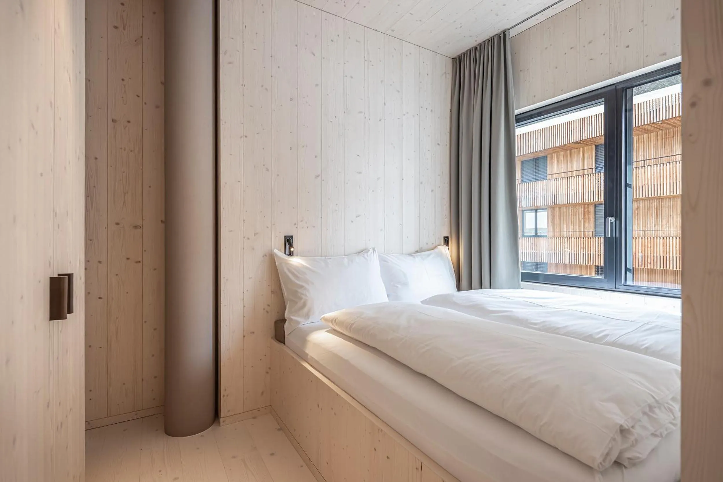 Bed in The Hide Flims Hotel