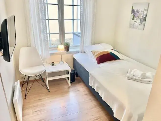 Single Room in Verkshotellet Jørpeland Single Room in Verkshotellet Jørpeland