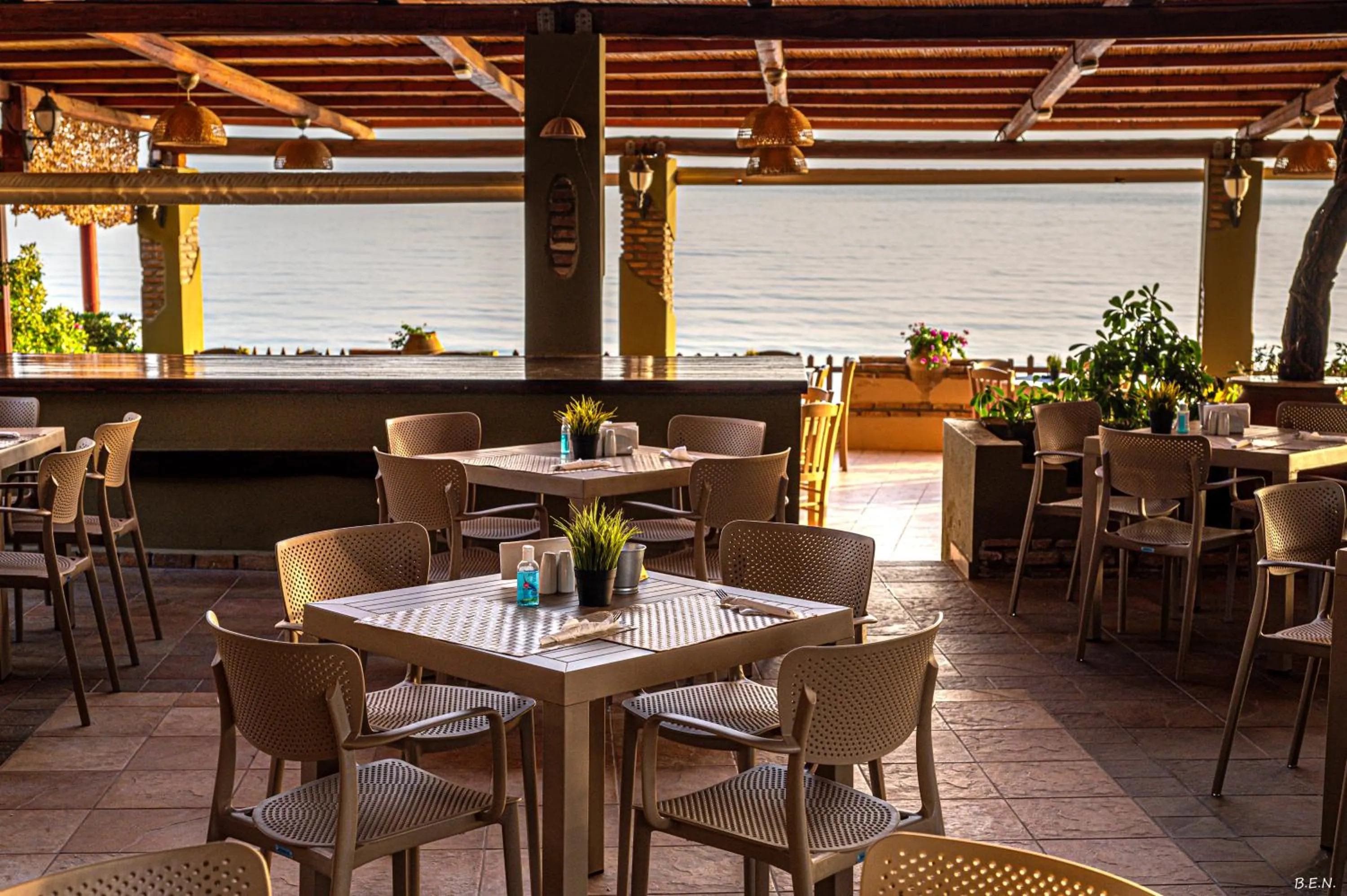 Breakfast in Castella Beach