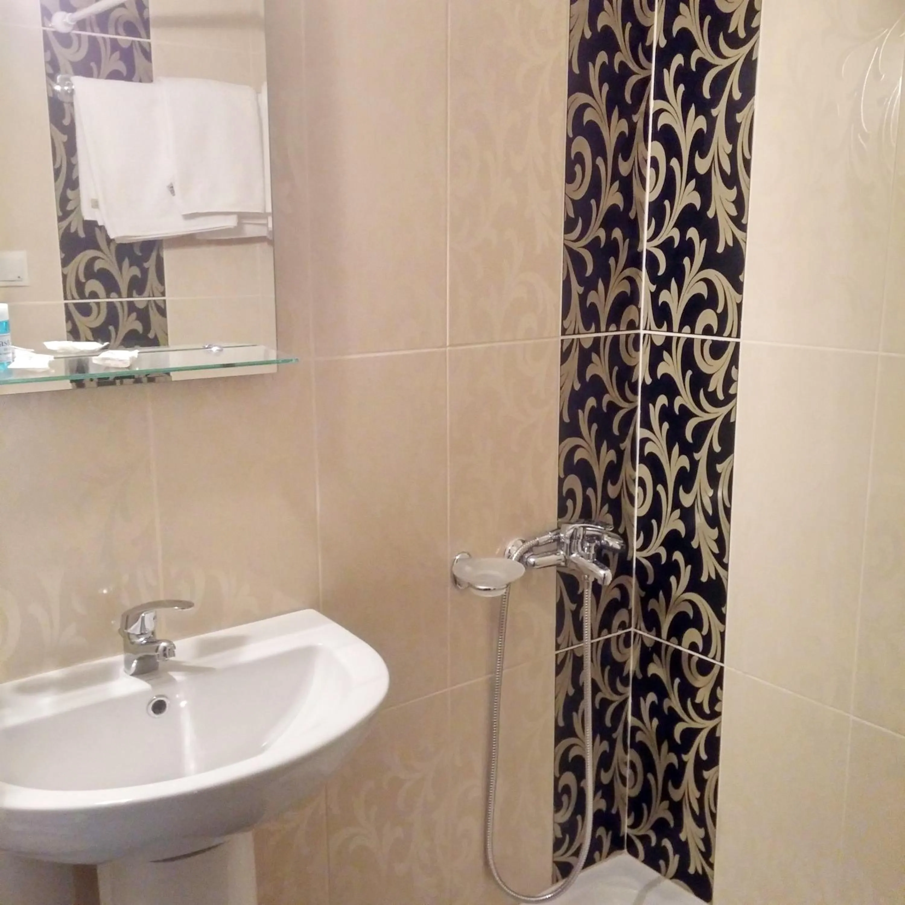 Bathroom in Castella Beach