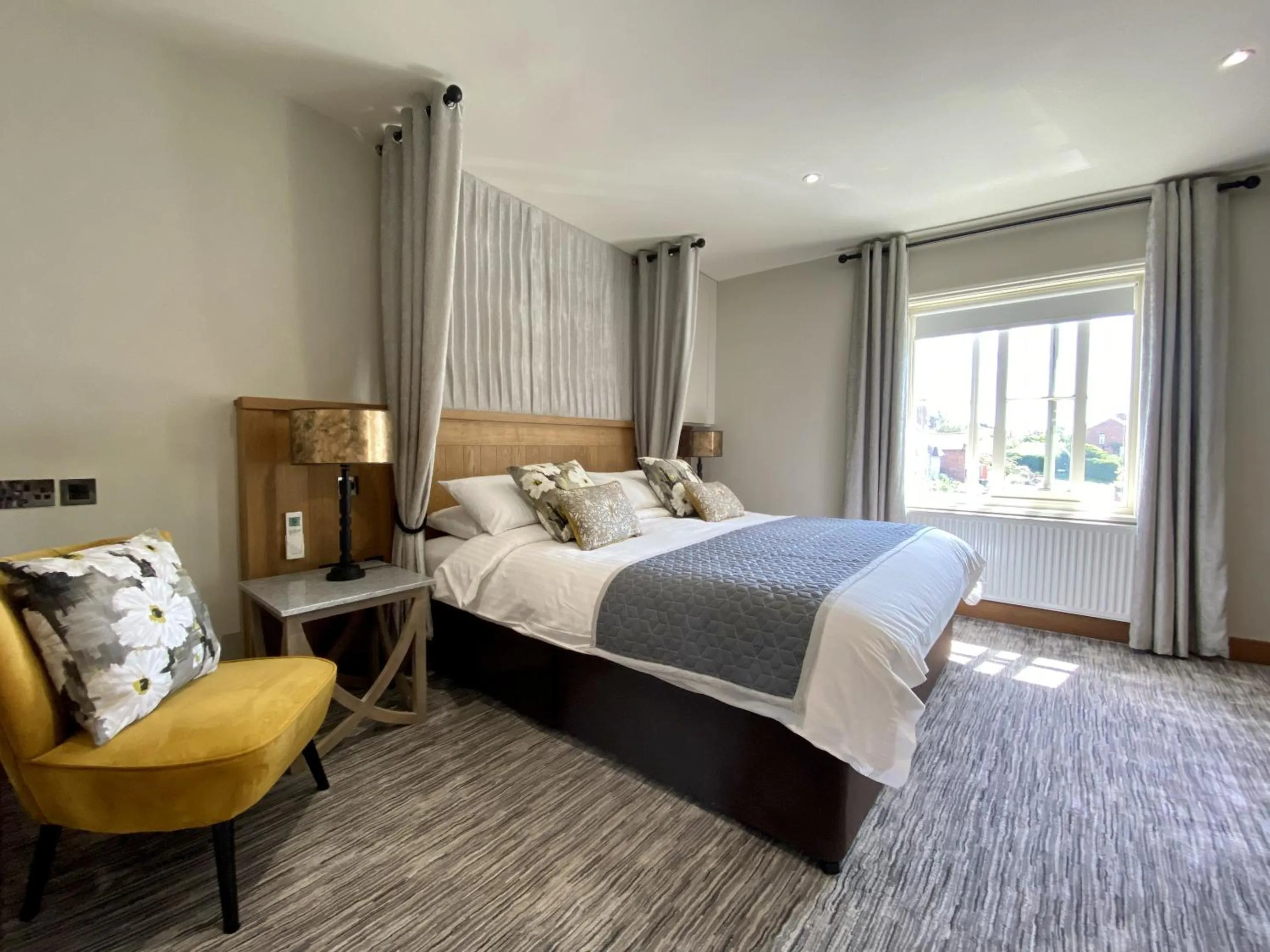 Bedroom, Bed in The Star Inn 1744