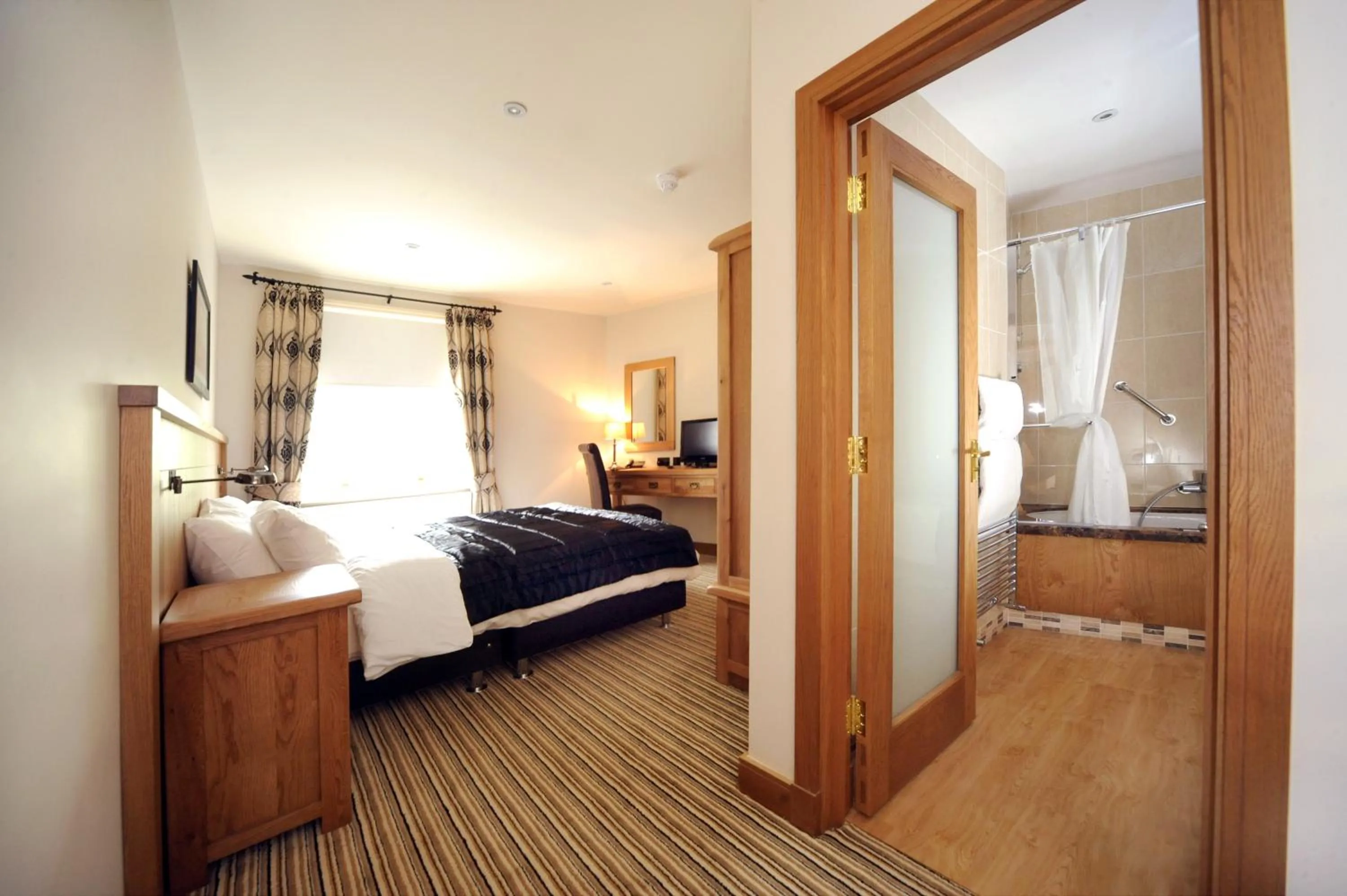 Day, Bed in The Star Inn 1744