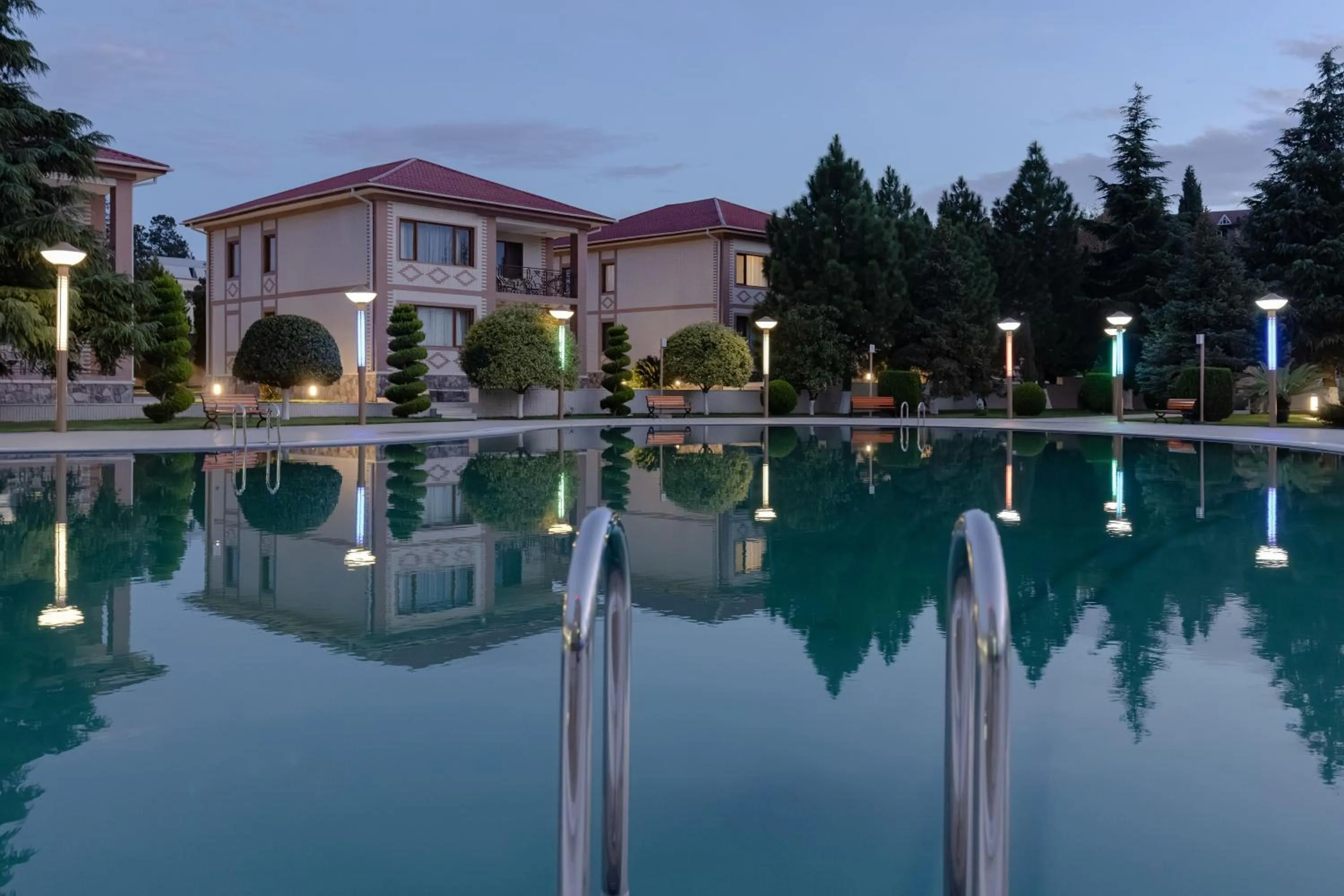 Photo of the whole room in Ramada Plaza by Wyndham Gence