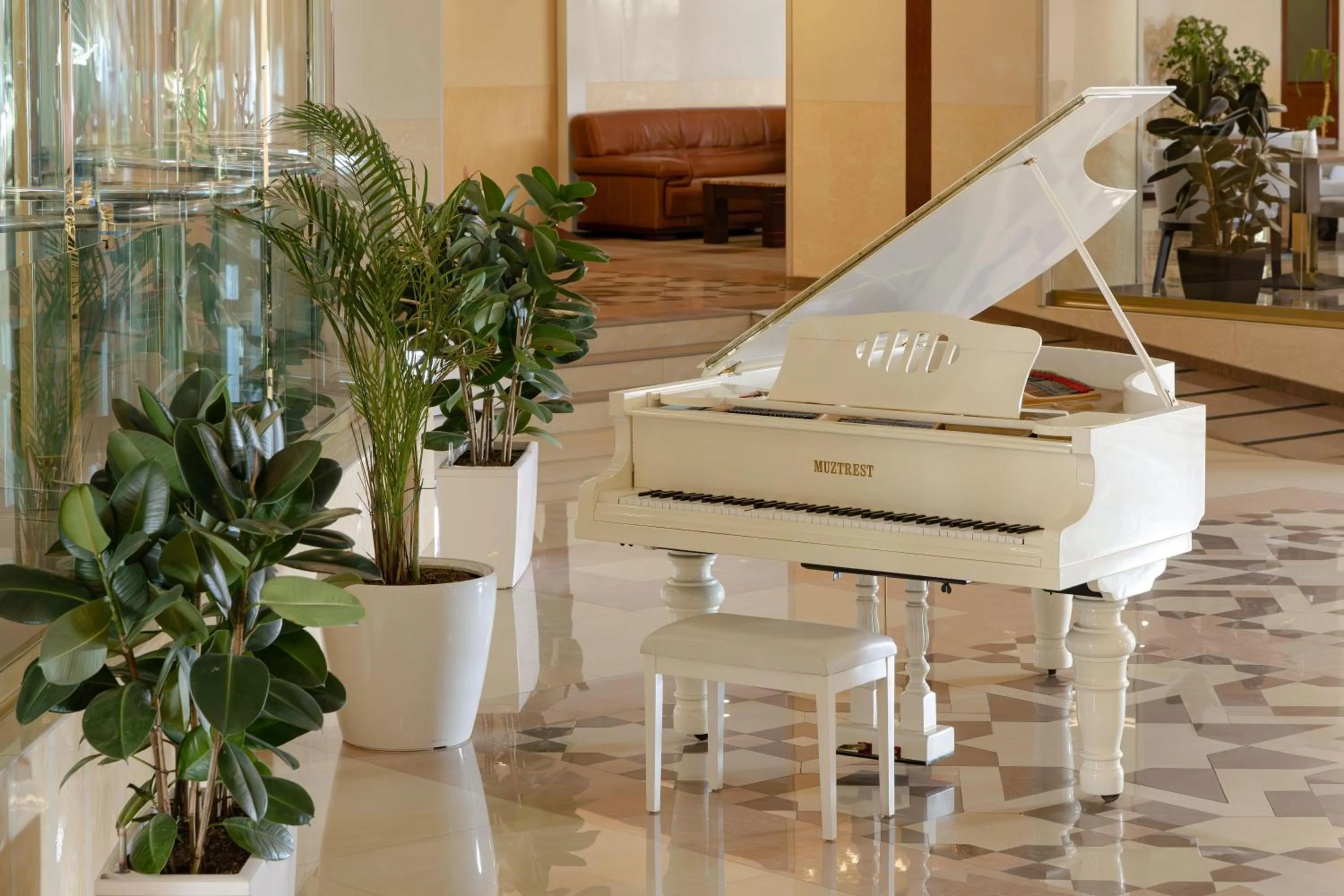 Lobby or reception in Ramada Plaza by Wyndham Gence