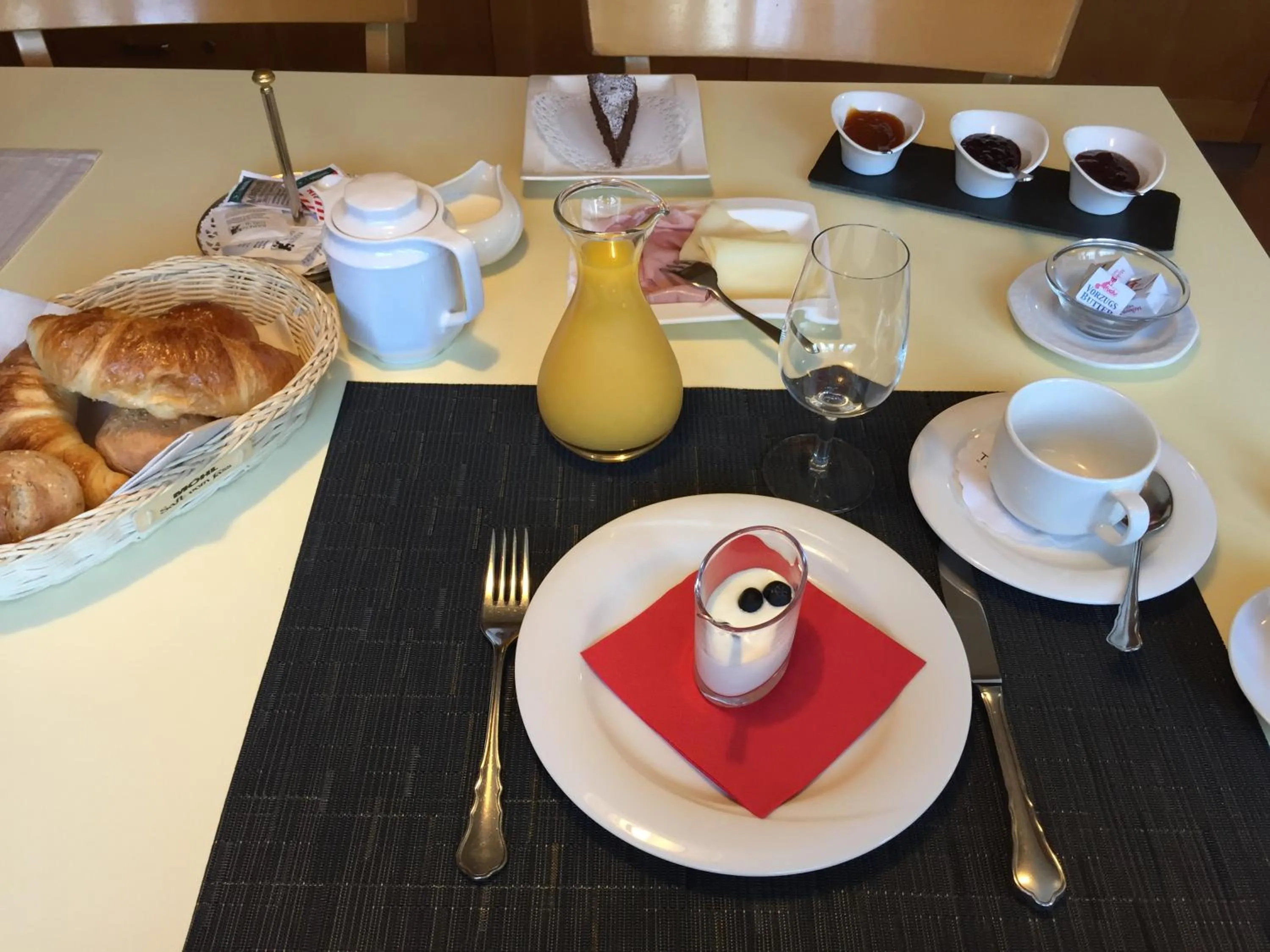 Breakfast in Landgasthaus Bären