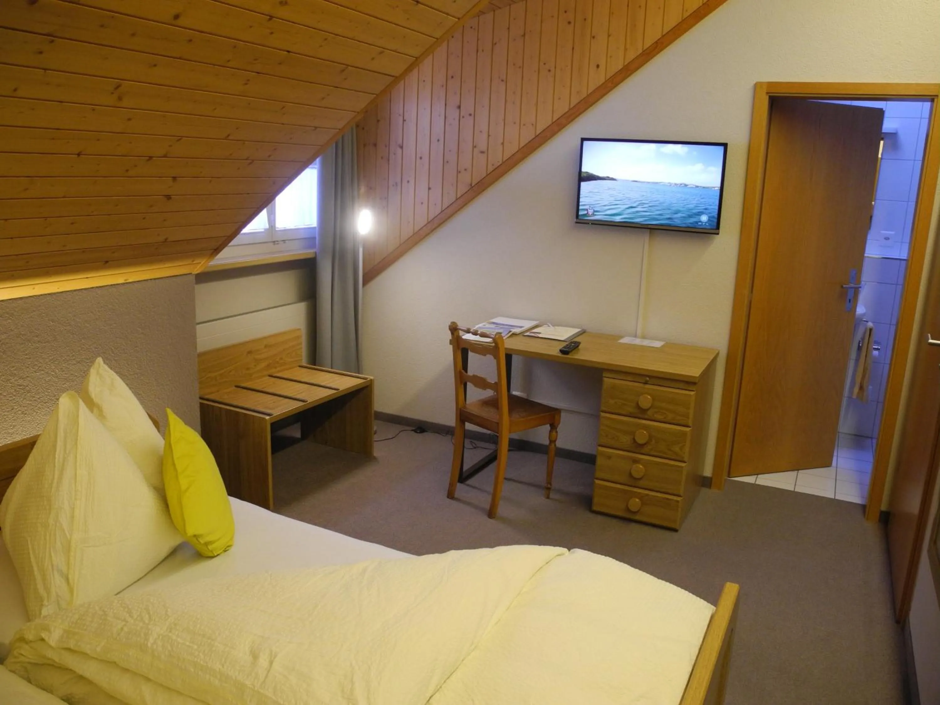 Bed in Landgasthaus Bären