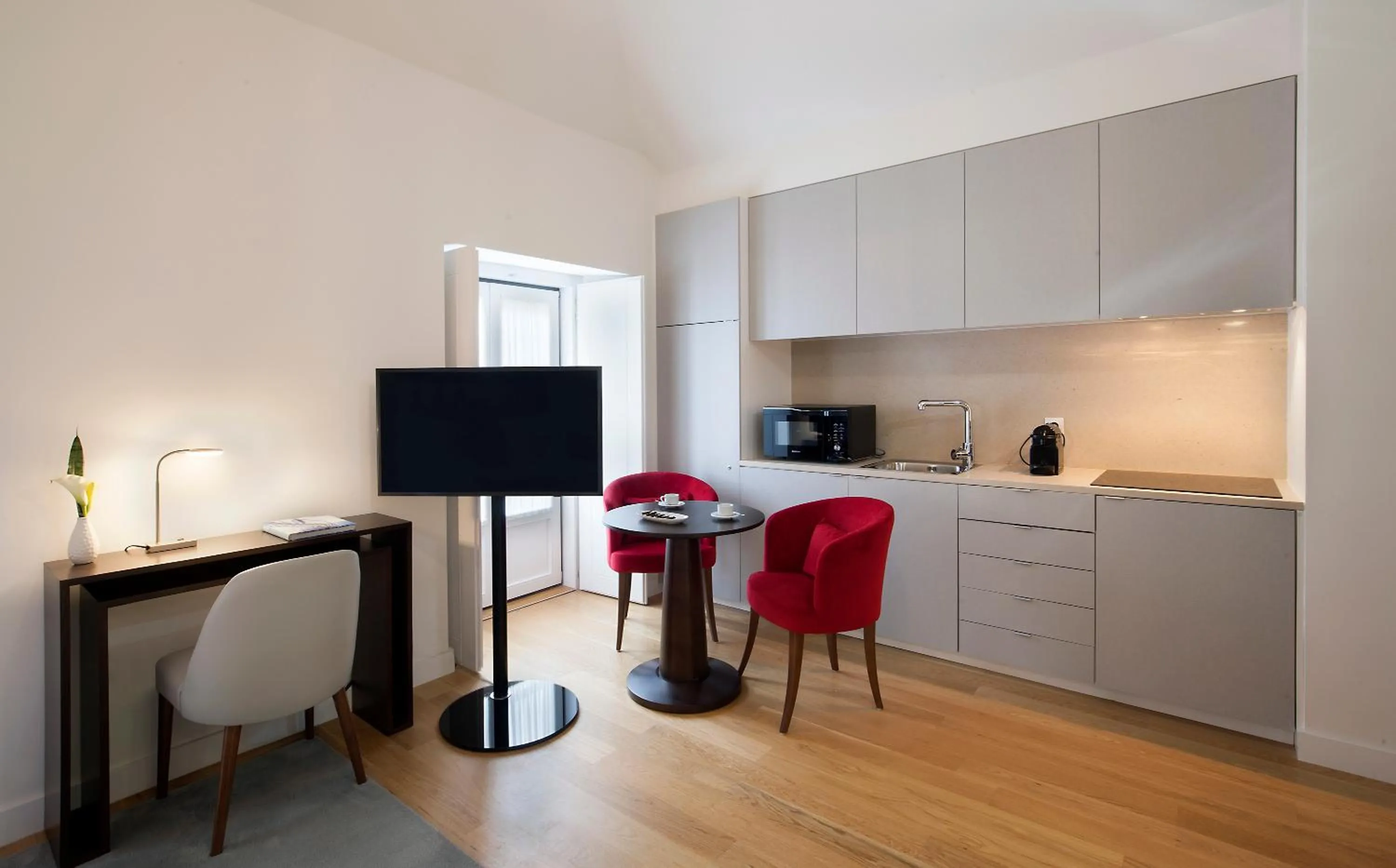 Coffee/tea facilities in Grape Harbor Prata Apartments