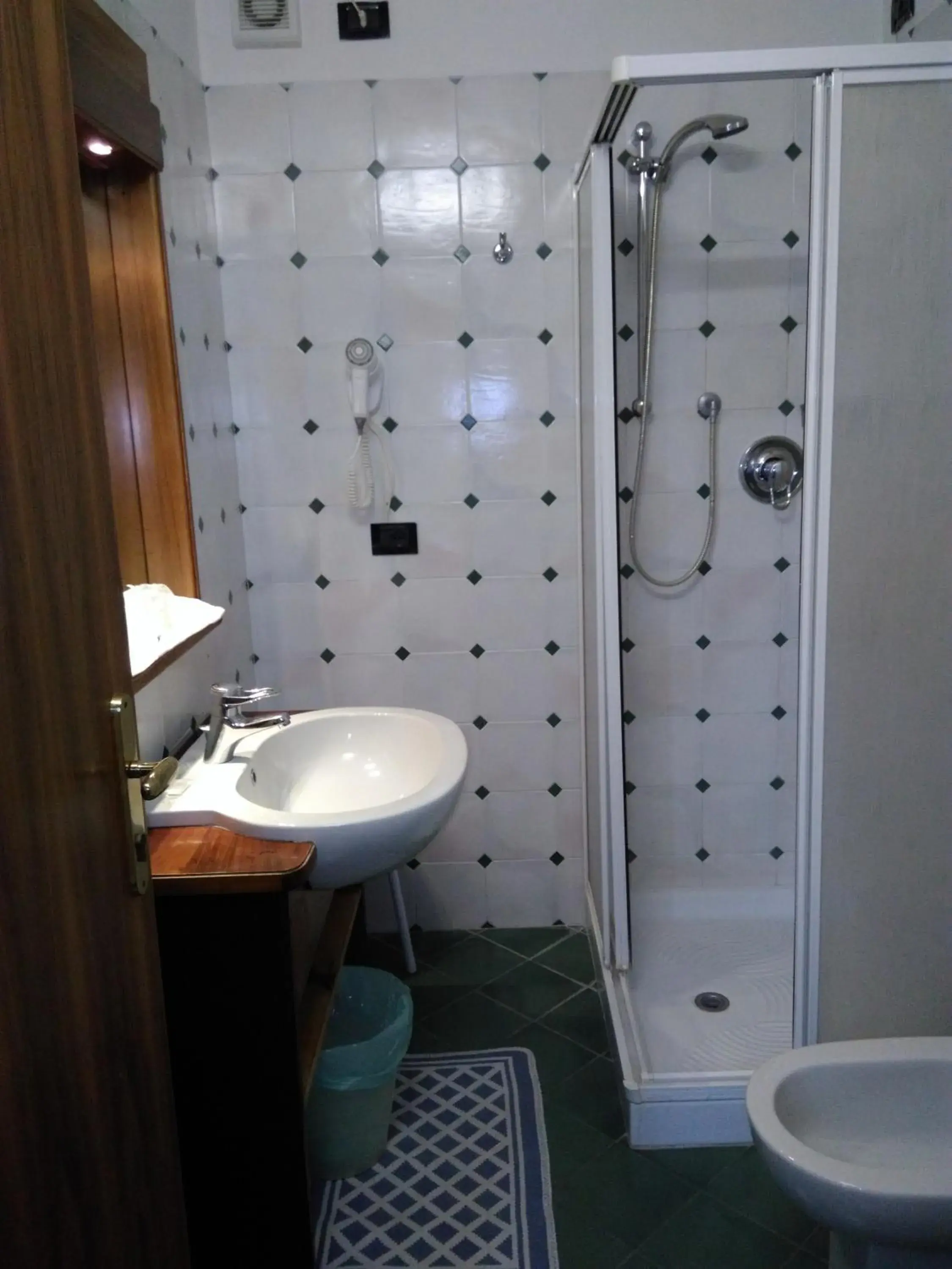 Triple Room with Private Bathroom in Albergo Al Gobbo Triple Room with Private Bathroom in Albergo Al Gobbo