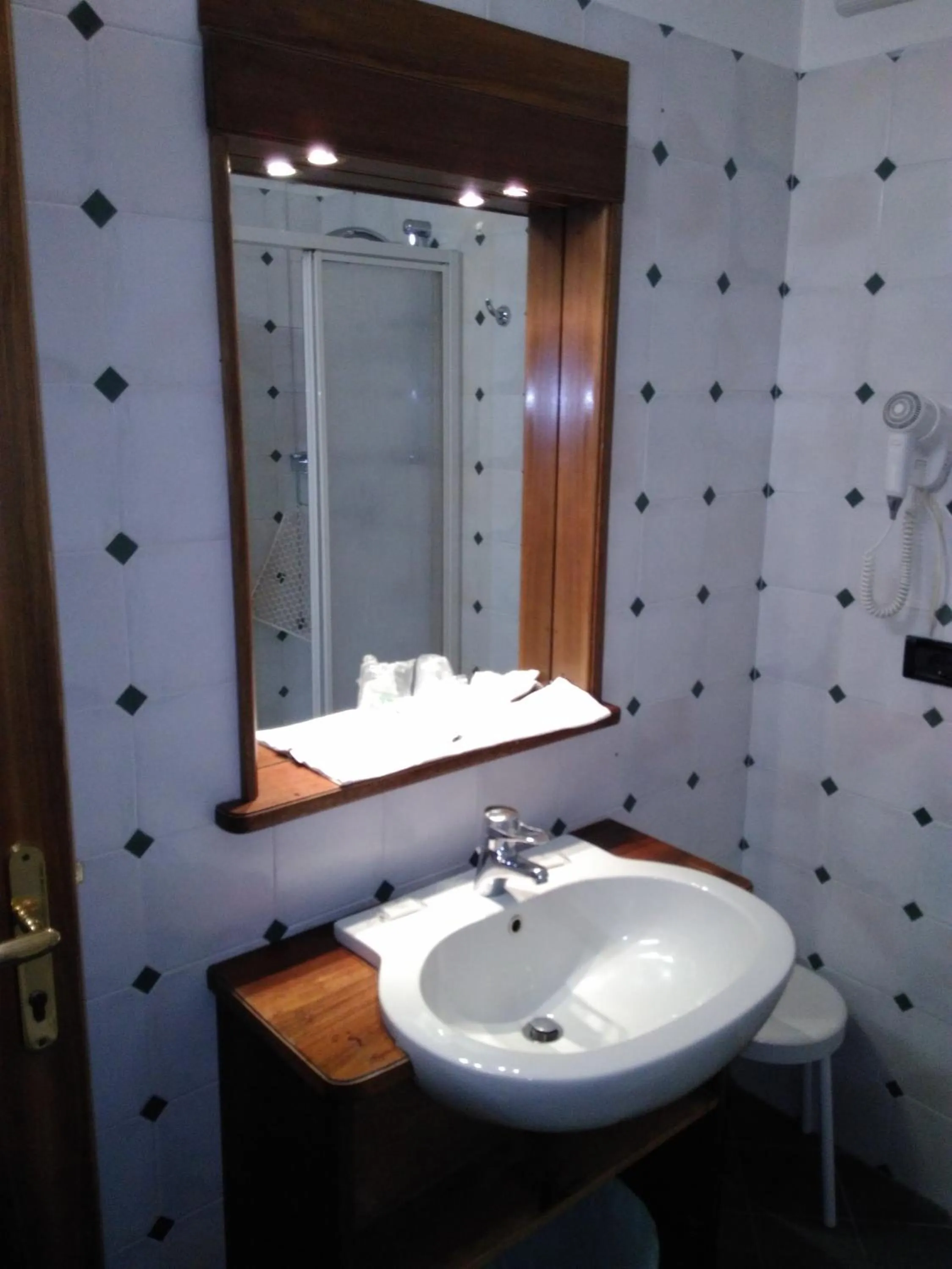 Bathroom in Albergo Al Gobbo