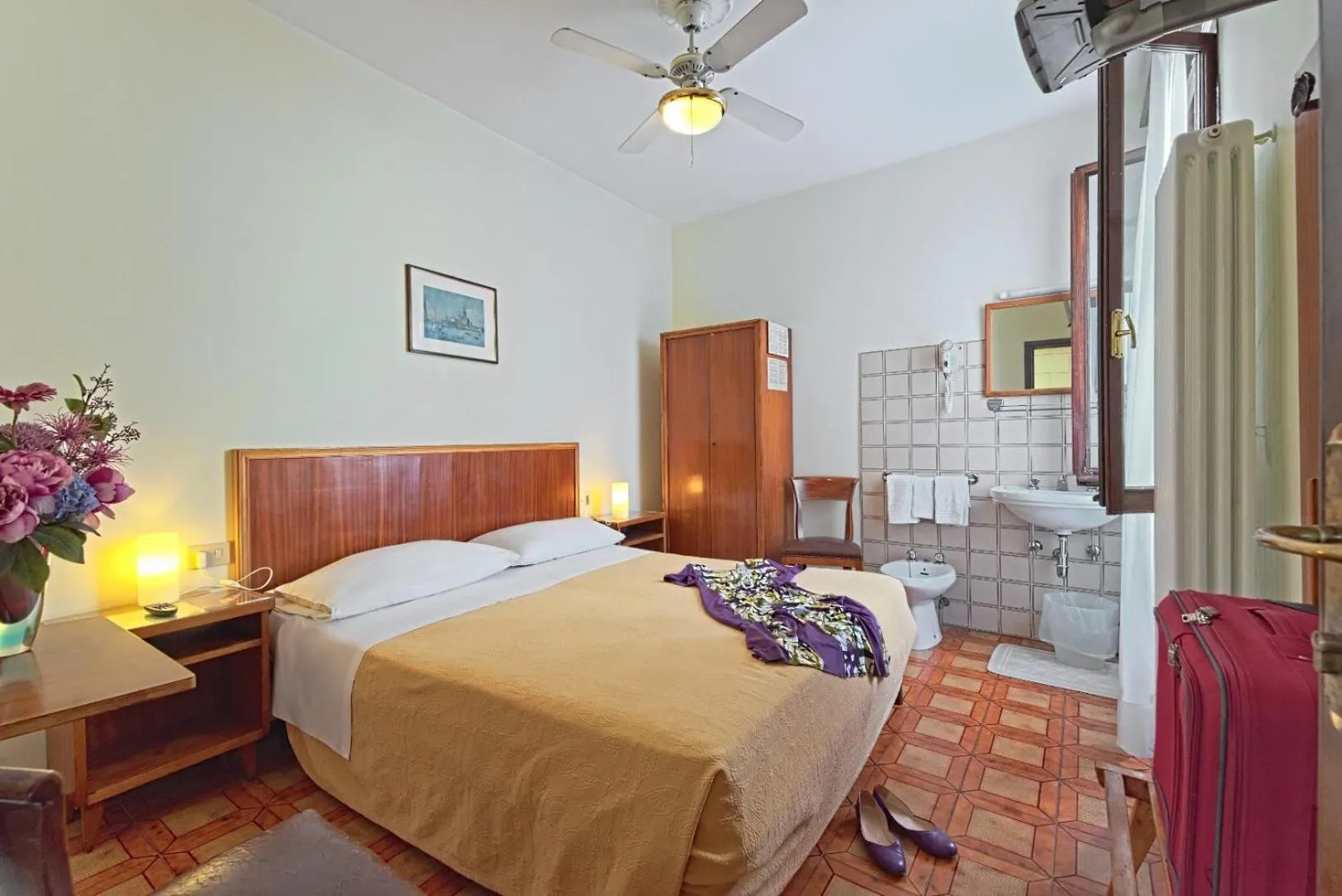 Bed in Albergo Al Gobbo