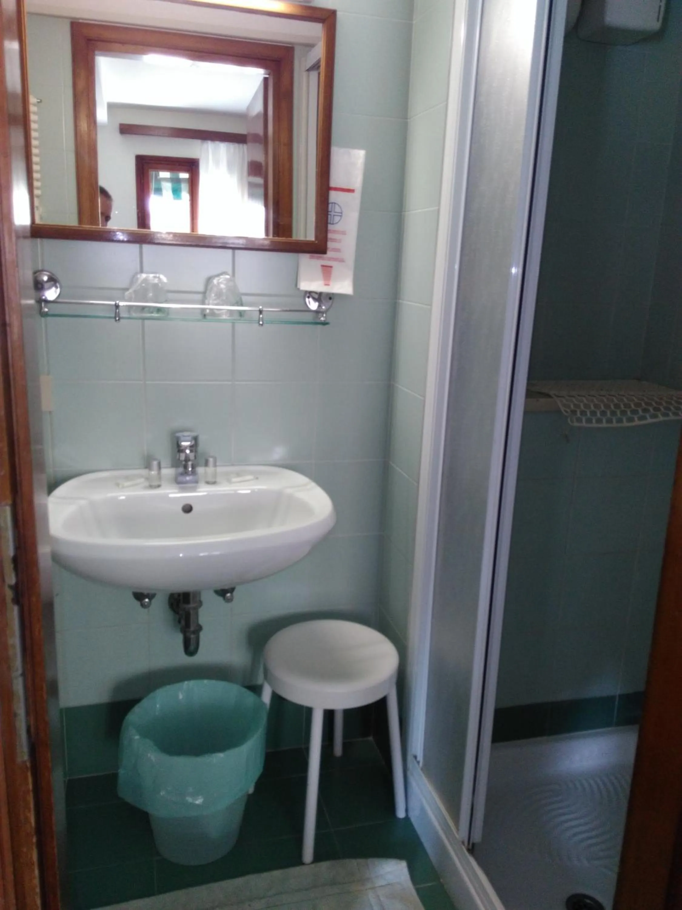 Shower in Albergo Al Gobbo