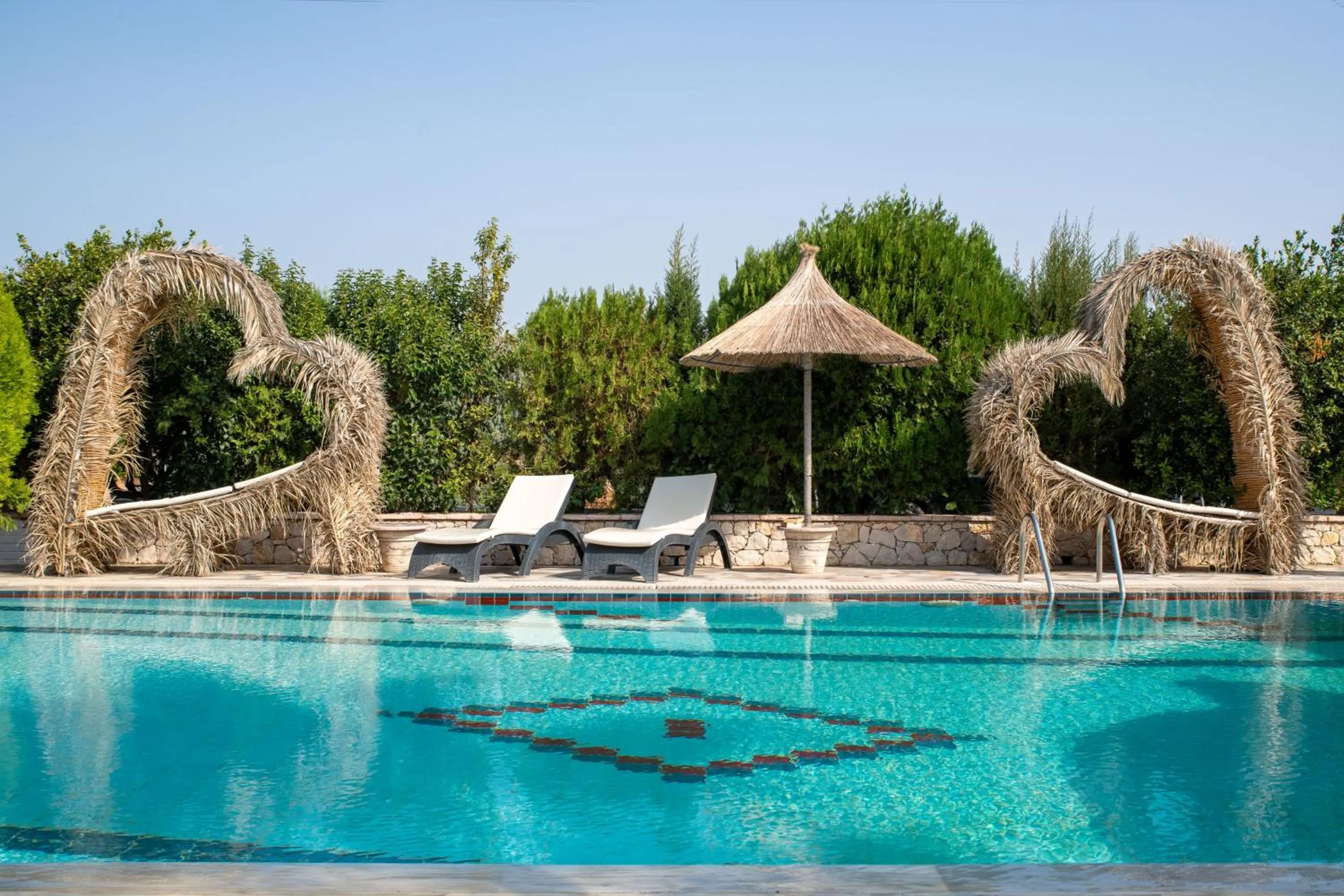 Pool view in Elefteria Apts & Suites