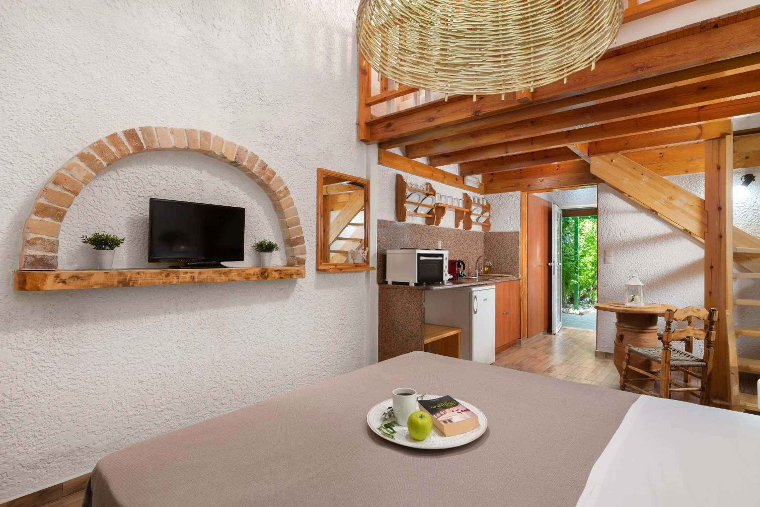 View (from property/room), Bed in Elefteria Apts & Suites