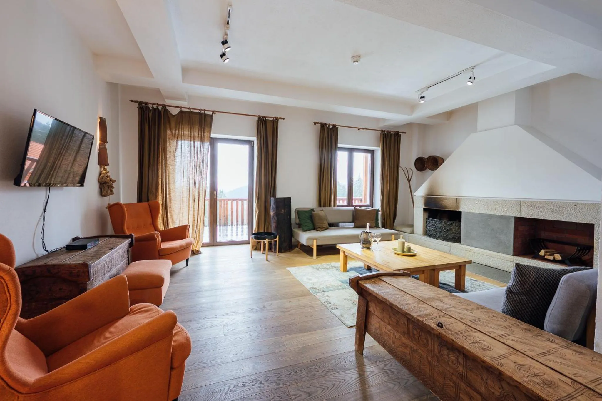 Living room in Balvanyos Resort - Peakture Hotel & Grand Hotel Balvanyos