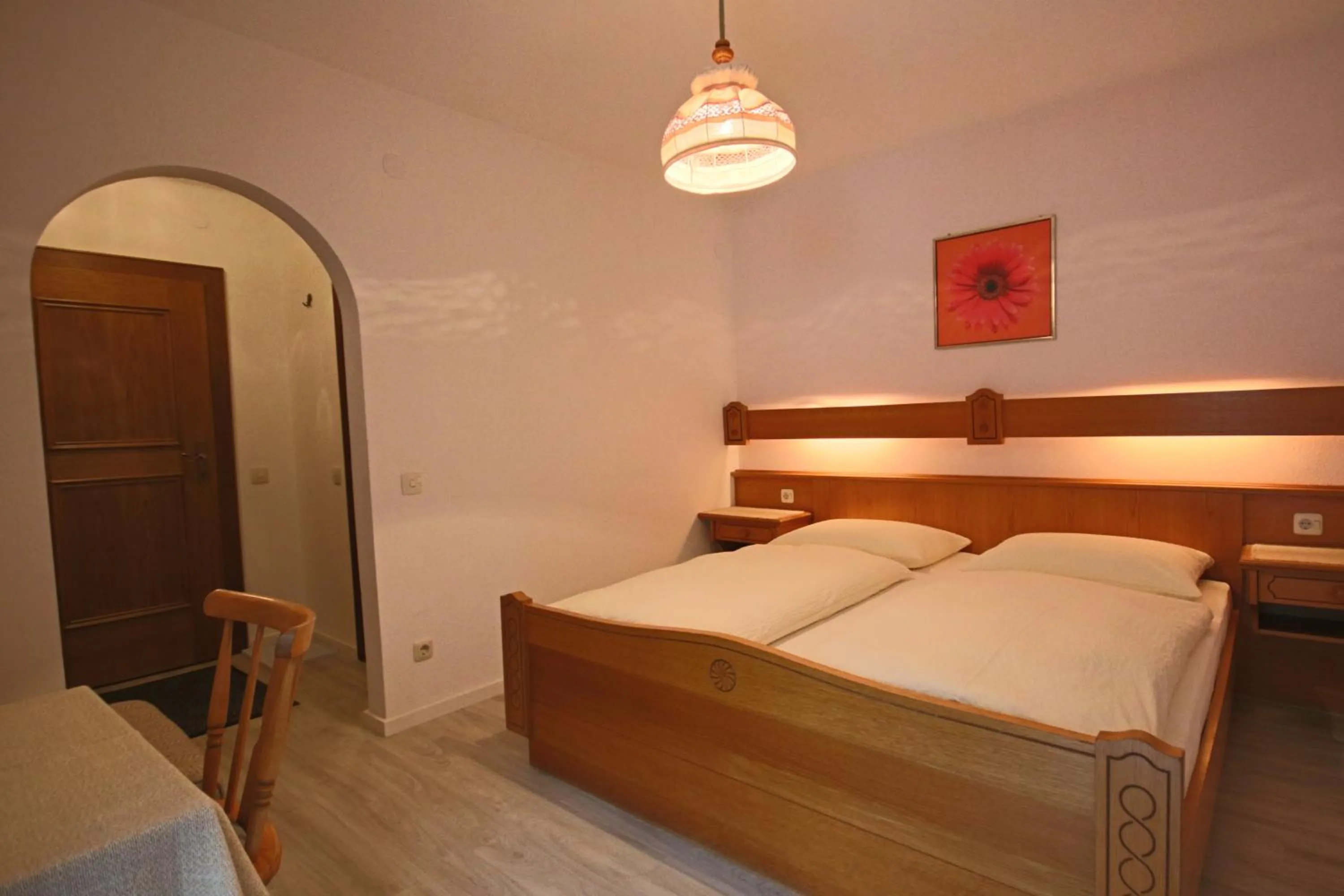 Photo of the whole room, Bed in Pension Riedlsperger