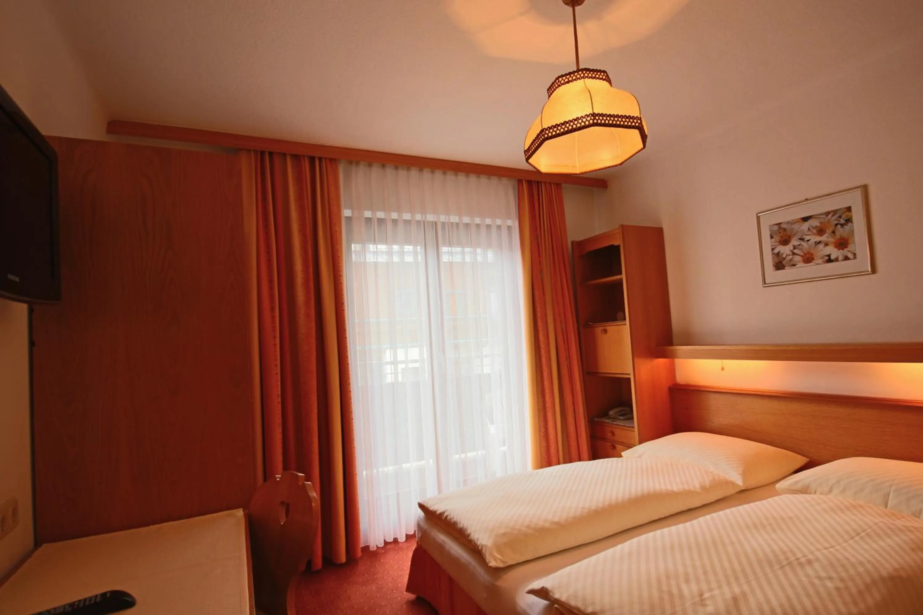 Bed in Pension Riedlsperger