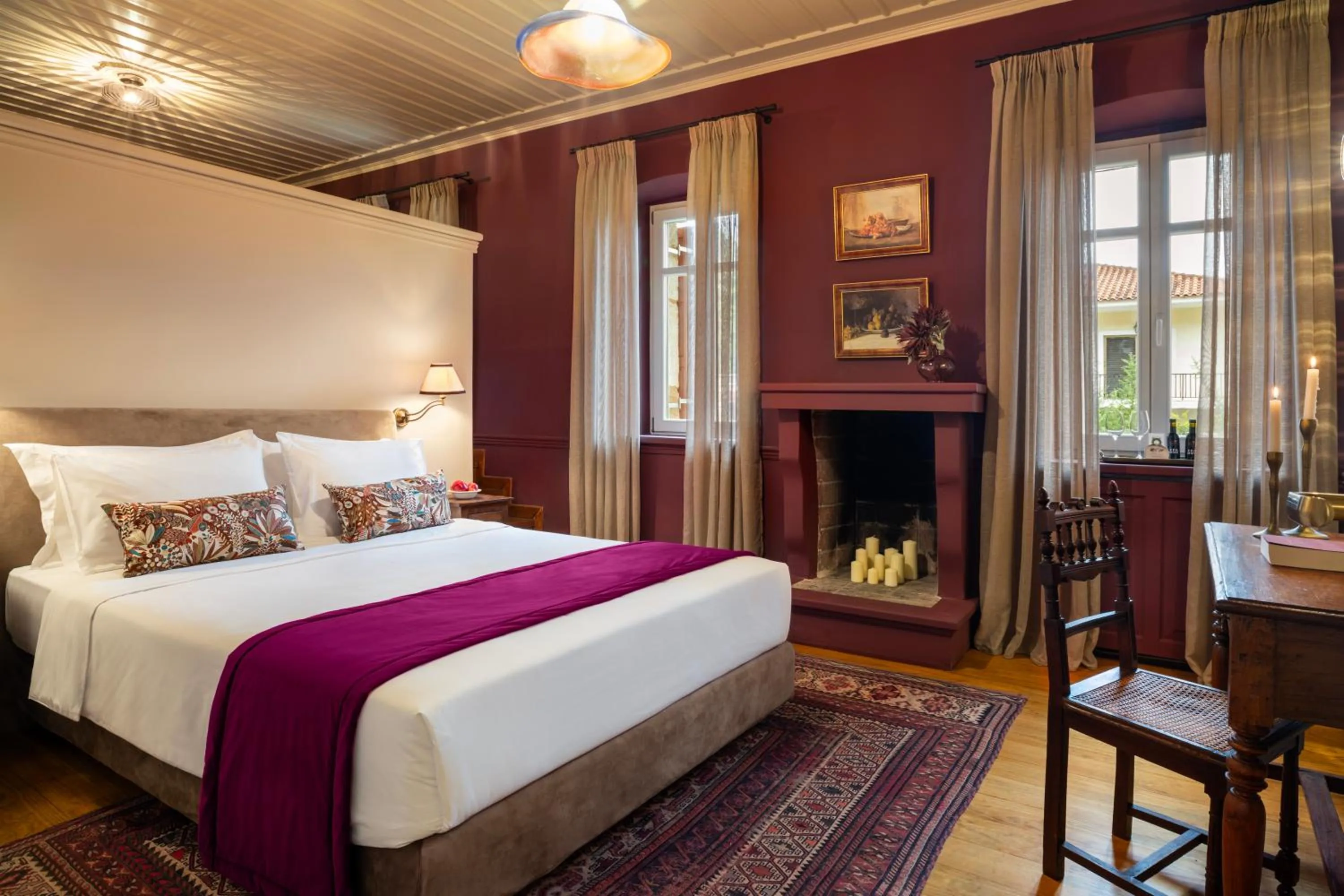 Bed in Archontiko Parnassus Dadi