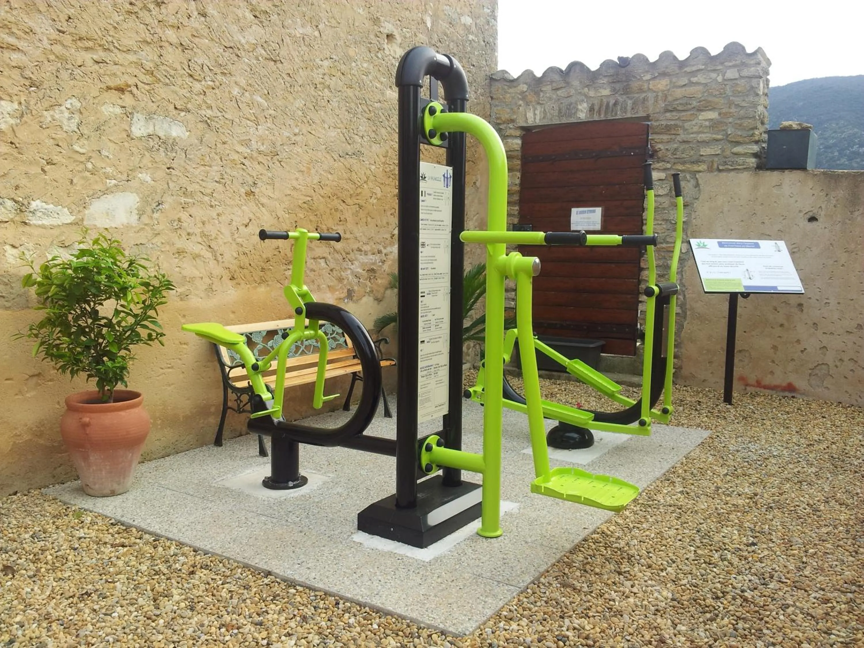 Fitness centre/facilities in Le Jardin d'Ivana