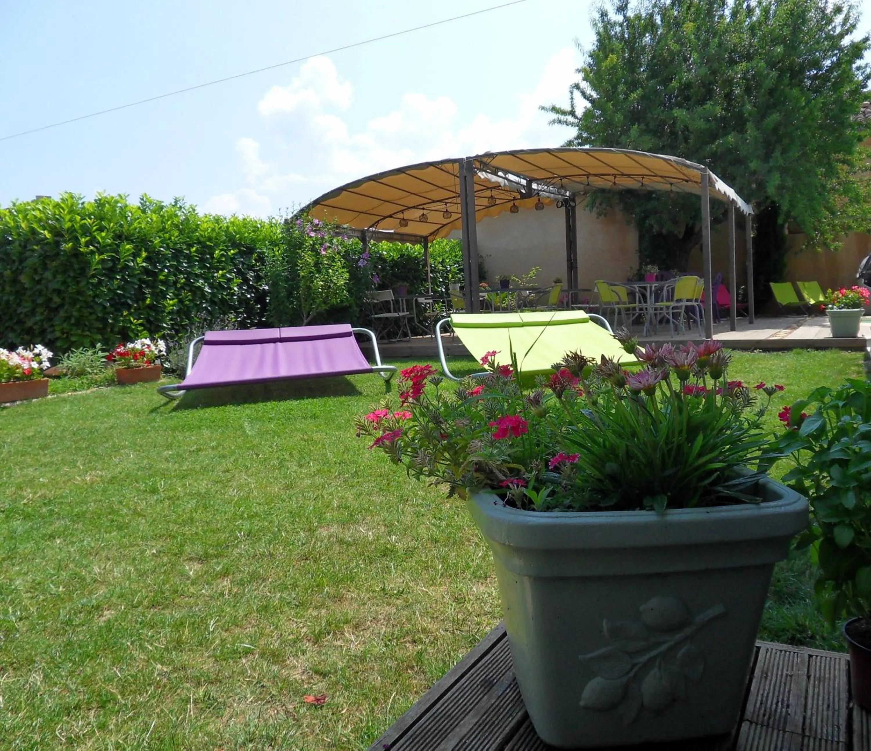 Garden in Le Jardin d'Ivana