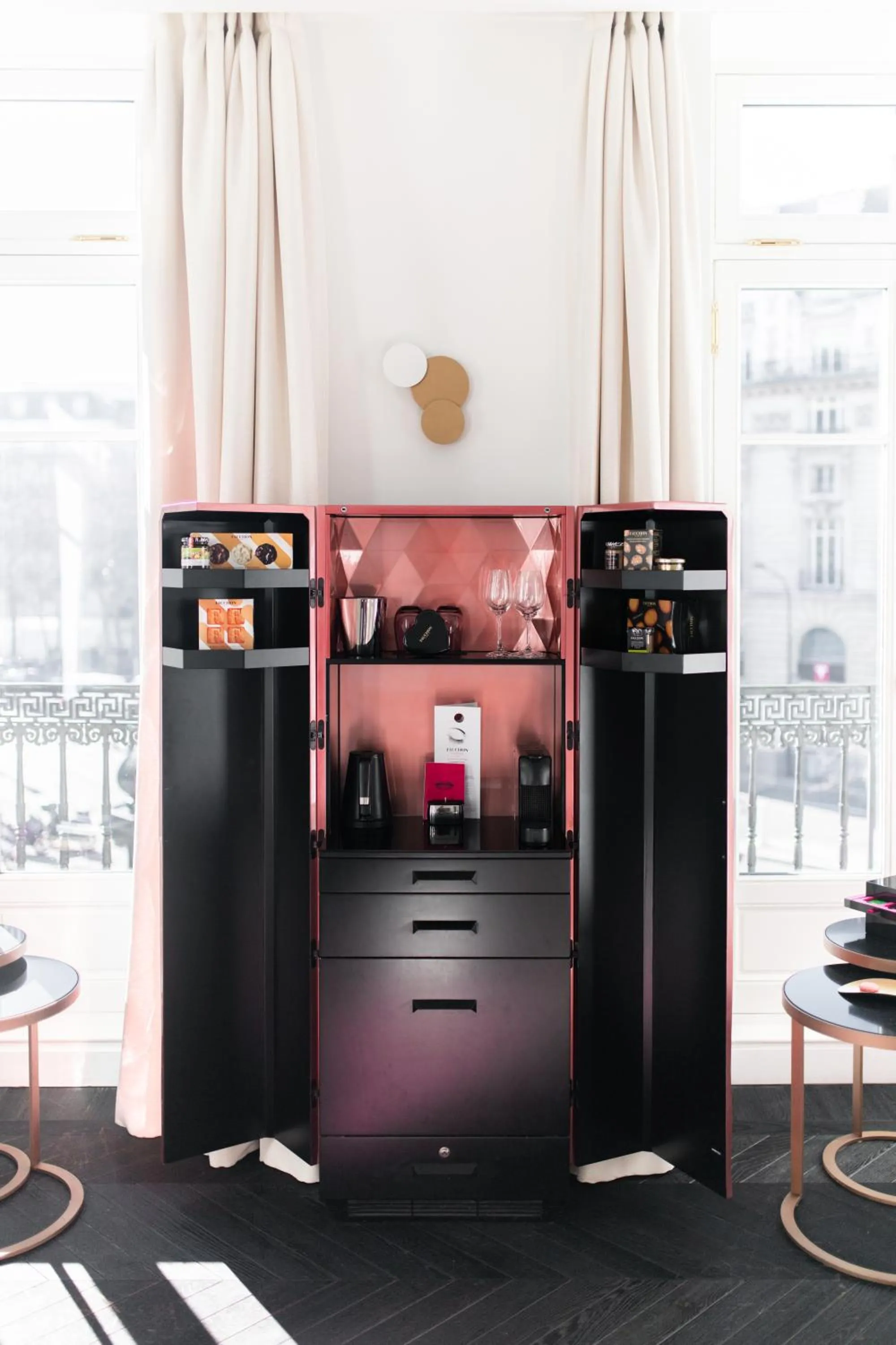 oven in Fauchon l'Hôtel Paris