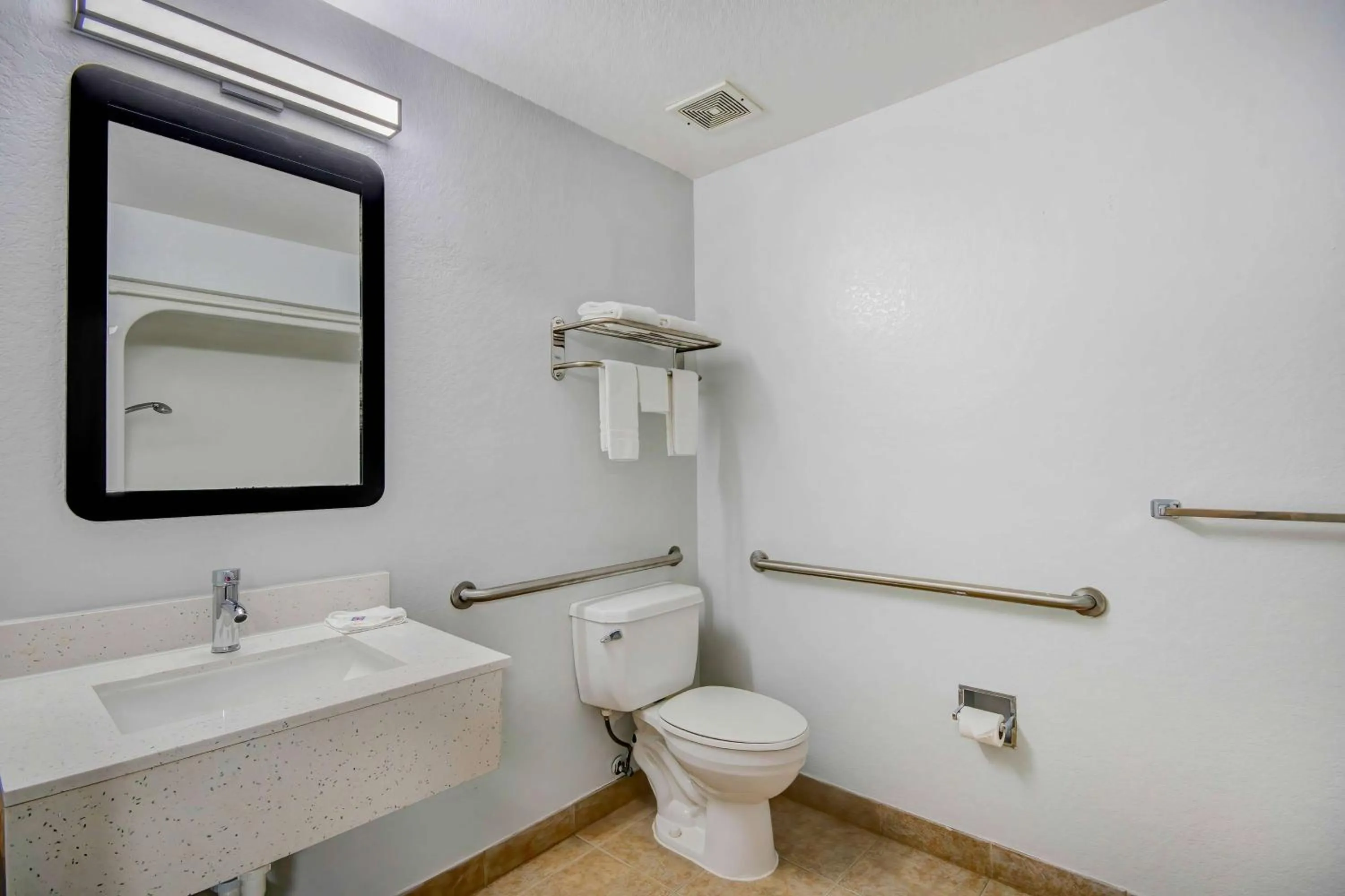 Bathroom in Motel 6-San Antonio, TX - Sea World North