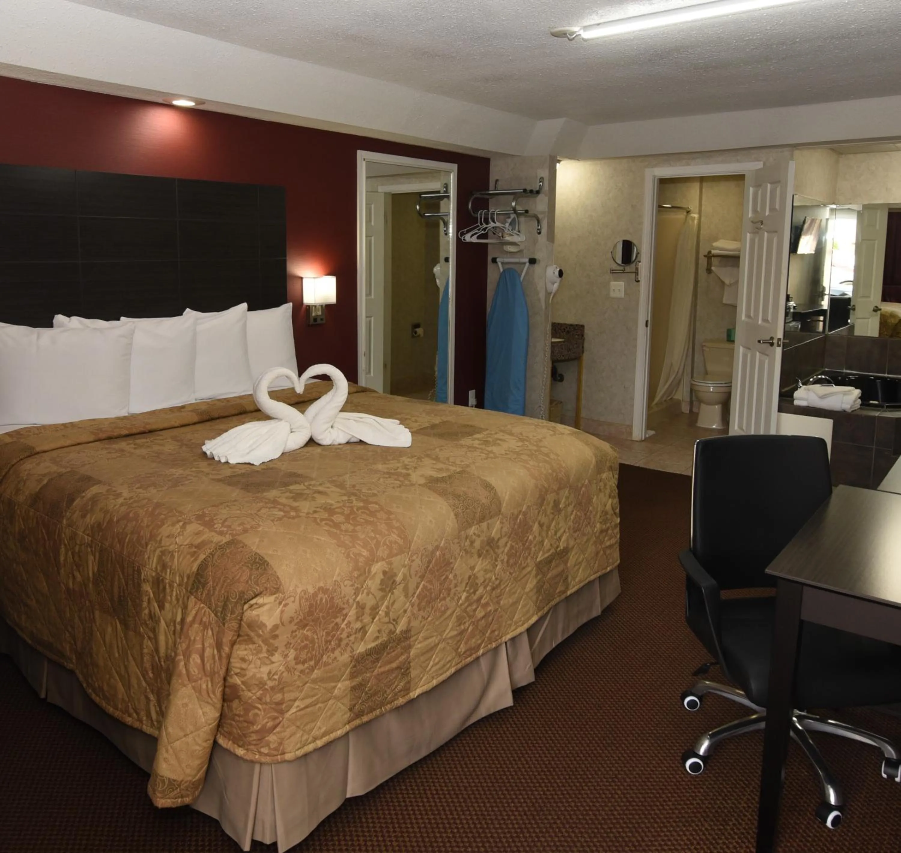 Photo of the whole room, Bed in Country View Inn & Suites Atlantic City