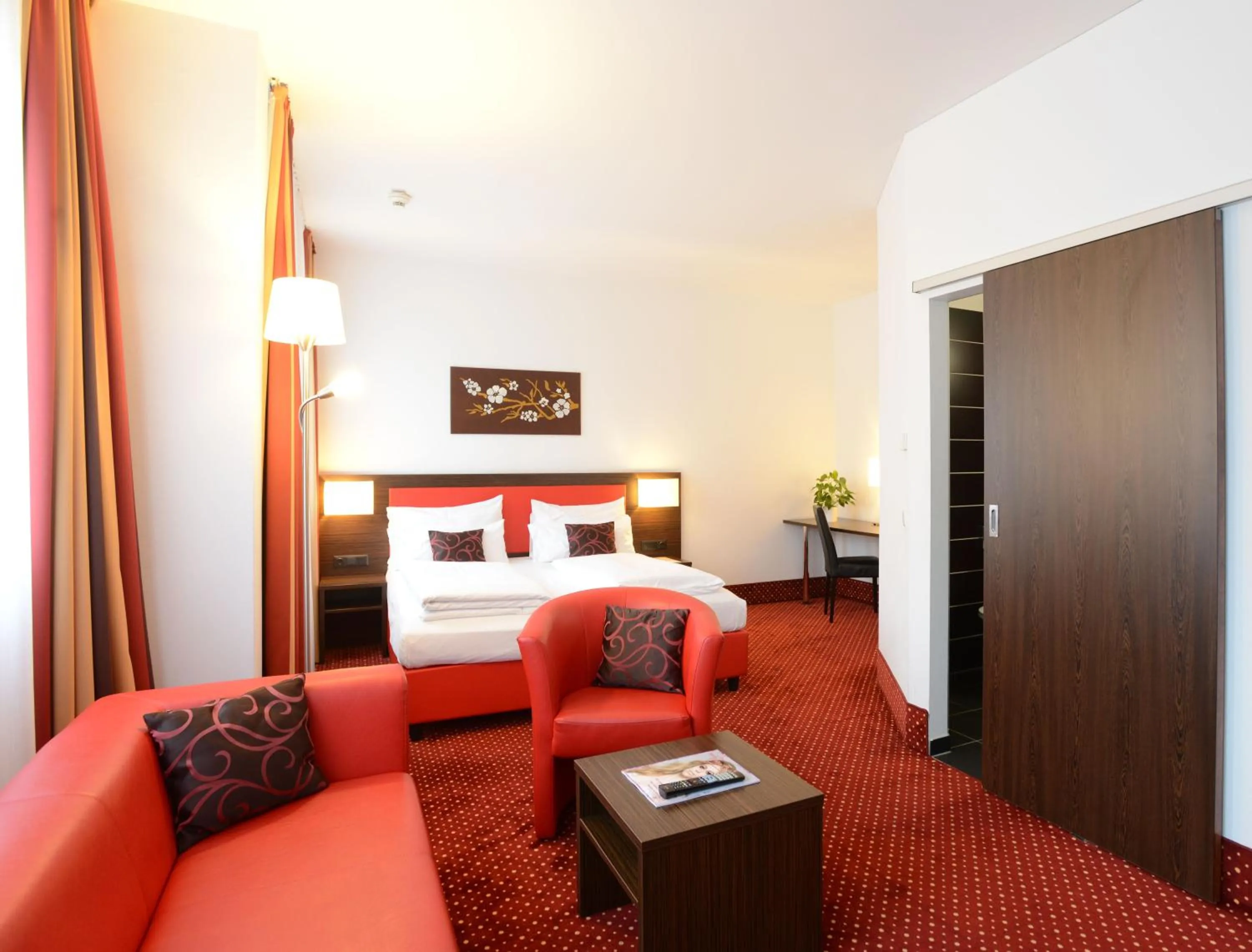 Photo of the whole room, Bed in Best Western Plus Amedia Wien