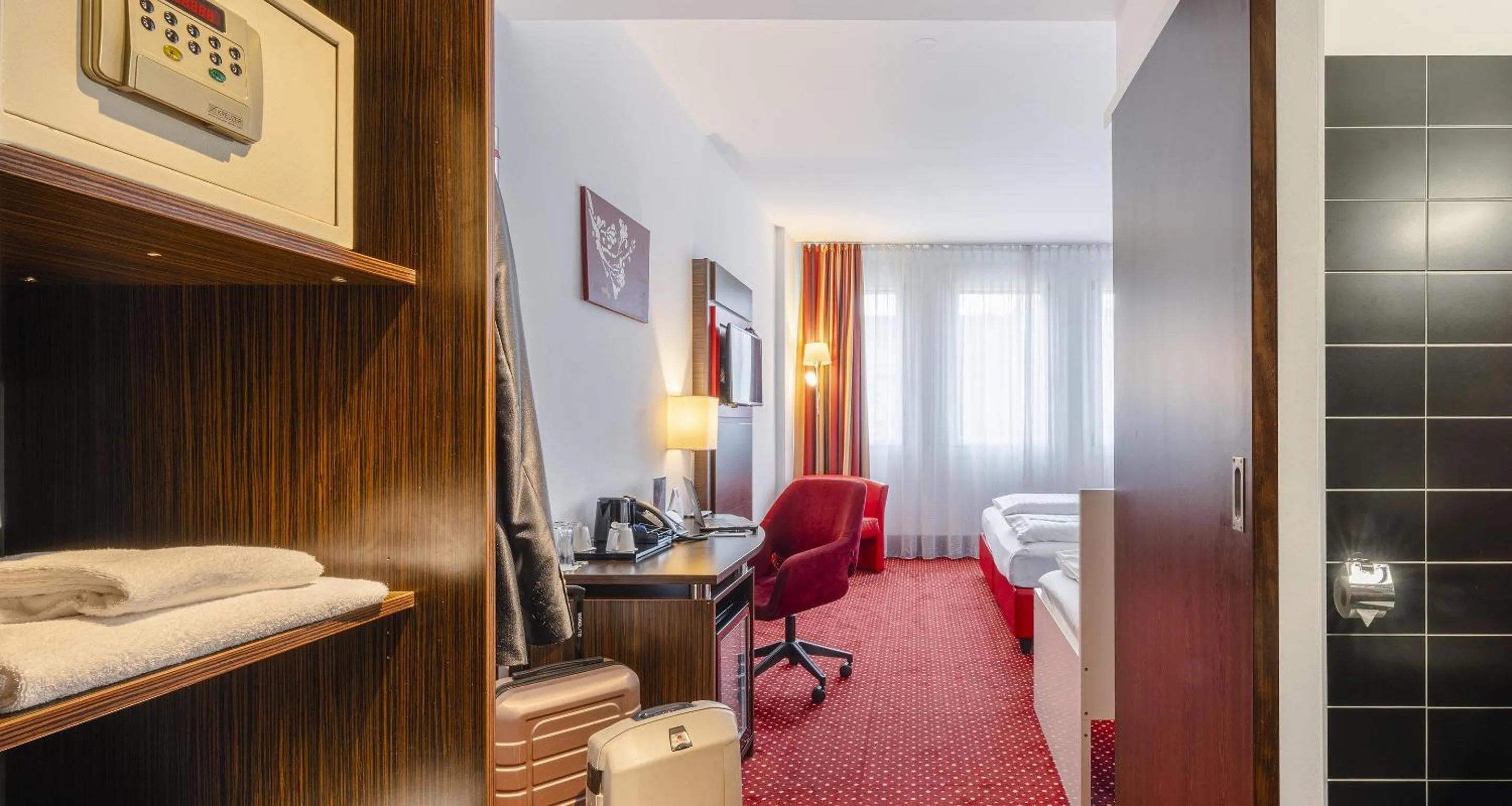 Bedroom, Bed in Best Western Plus Amedia Wien