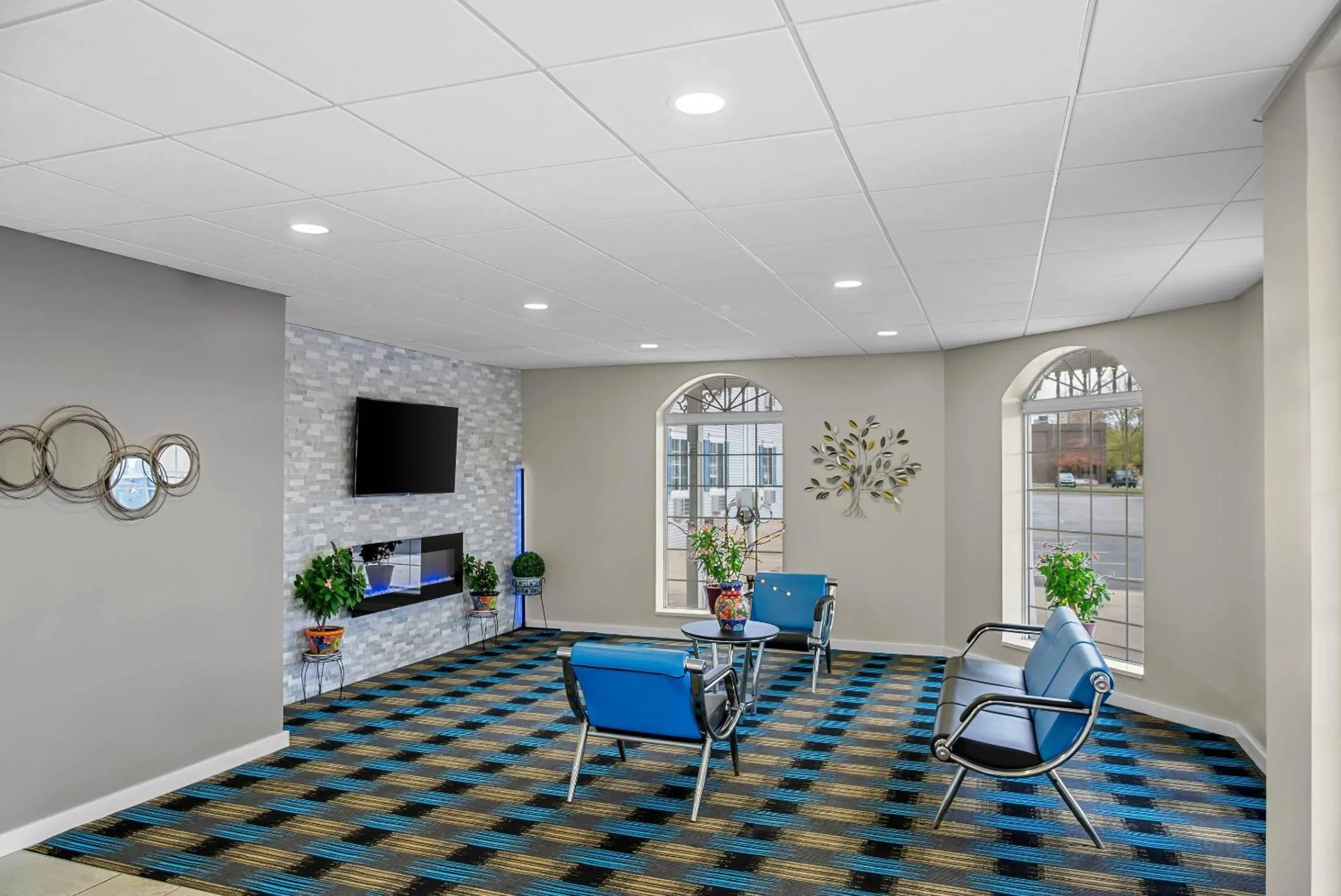 Lobby or reception in Rodeway Inn Grandville - Grand Rapids