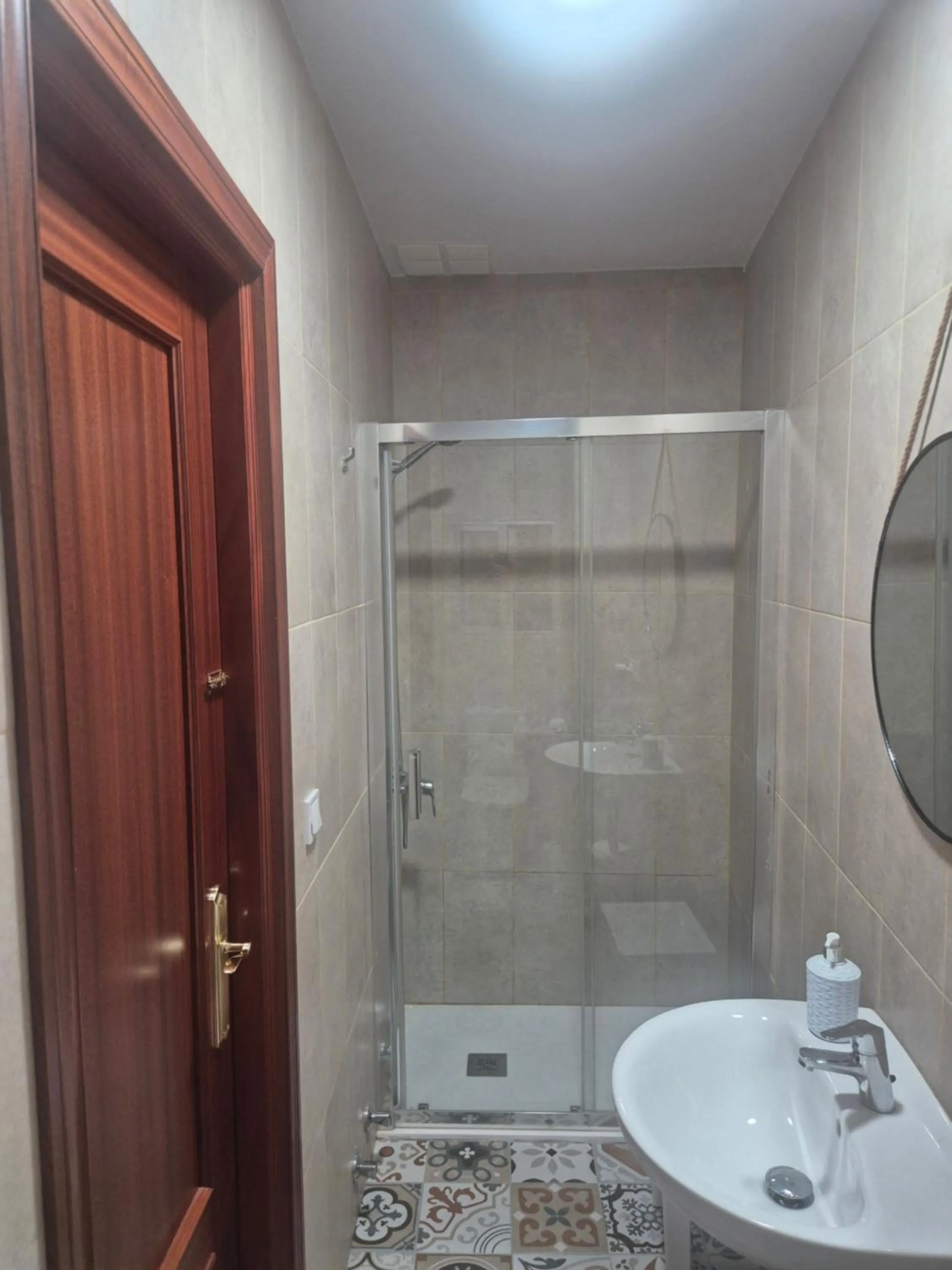 Bathroom in Pensión Javier