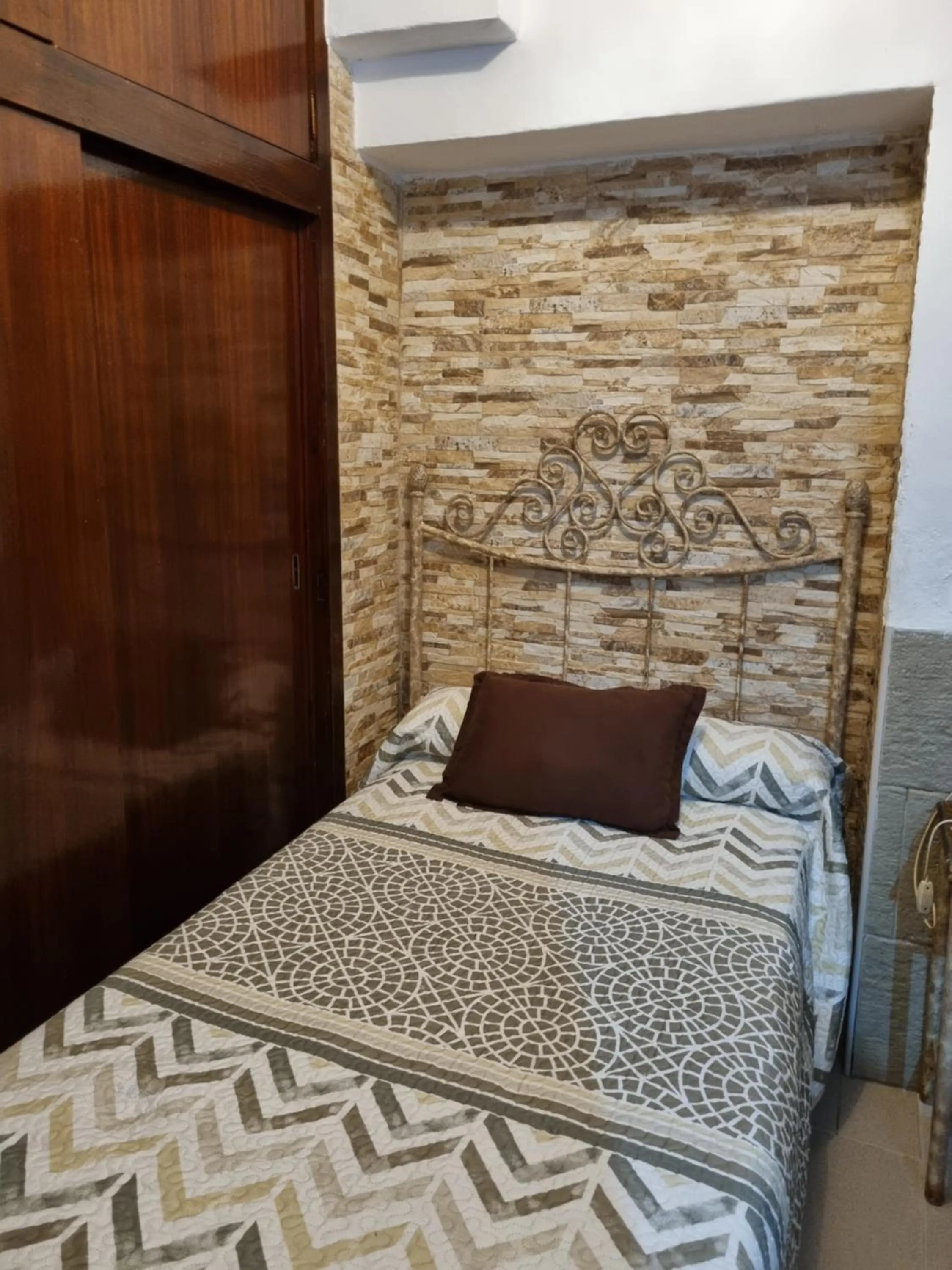 Bedroom, Bed in Pensión Javier