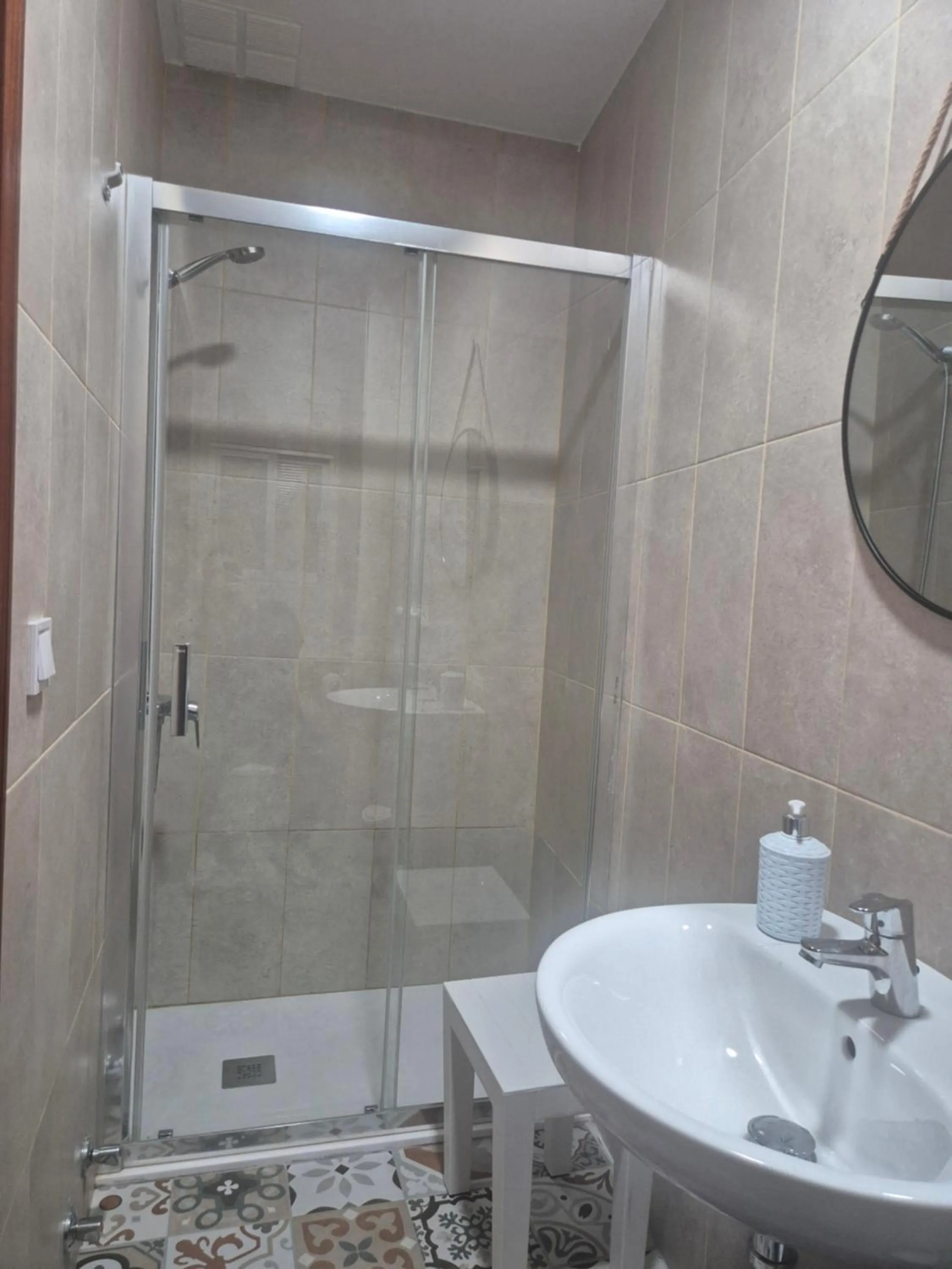 Bathroom in Pensión Javier