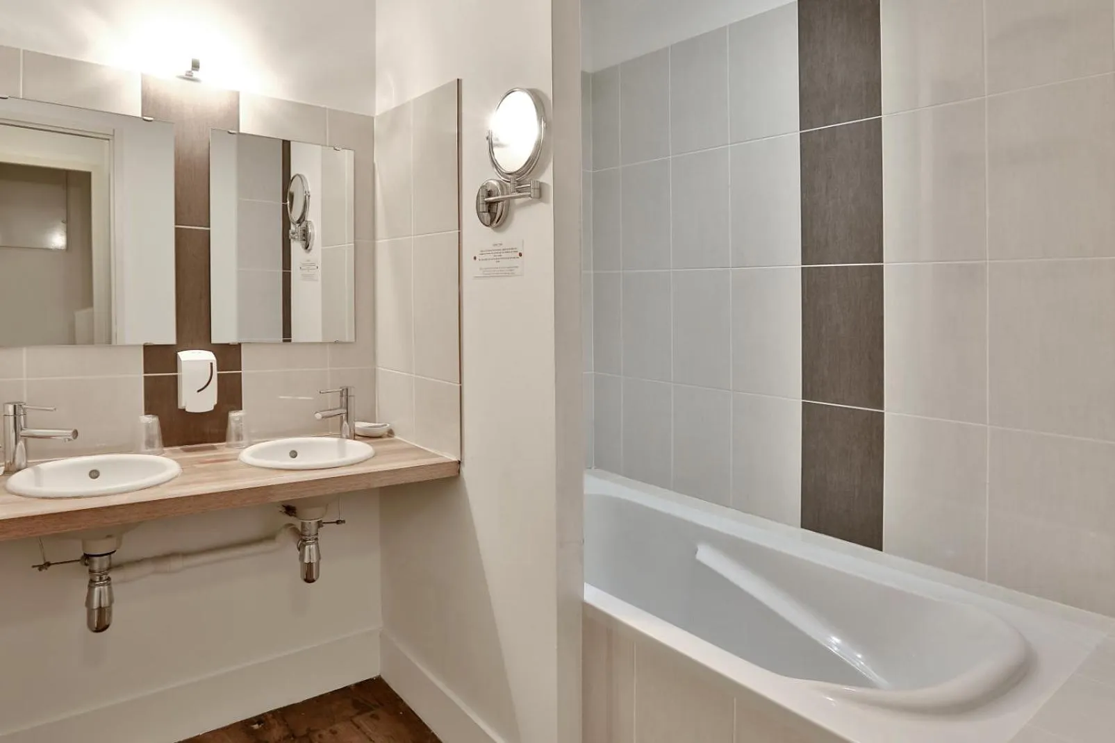 Logis Hotel Auberge Dupuytren